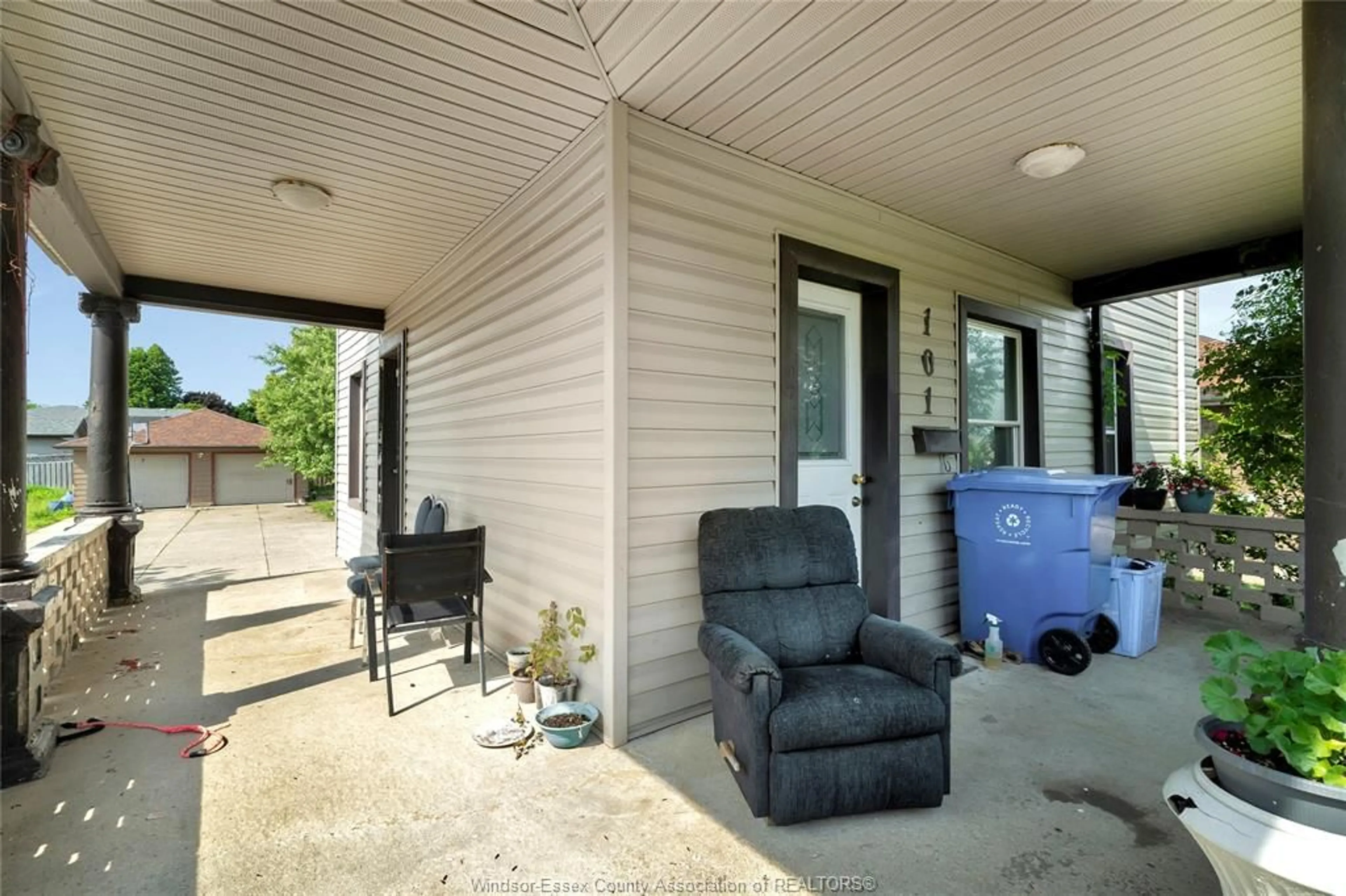 Patio, unknown for 101 OAK St, Leamington Ontario N8H 2C7