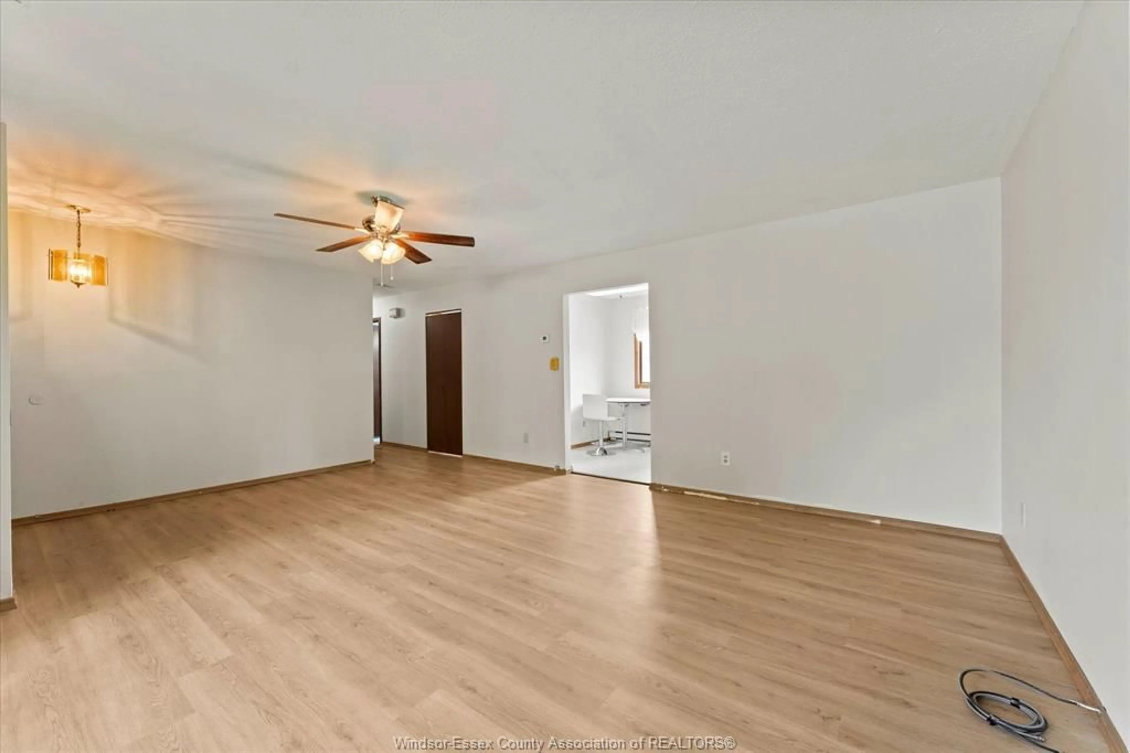A pic of a room for 309 Bayview Cres, Kingsville Ontario N9Y 2J6