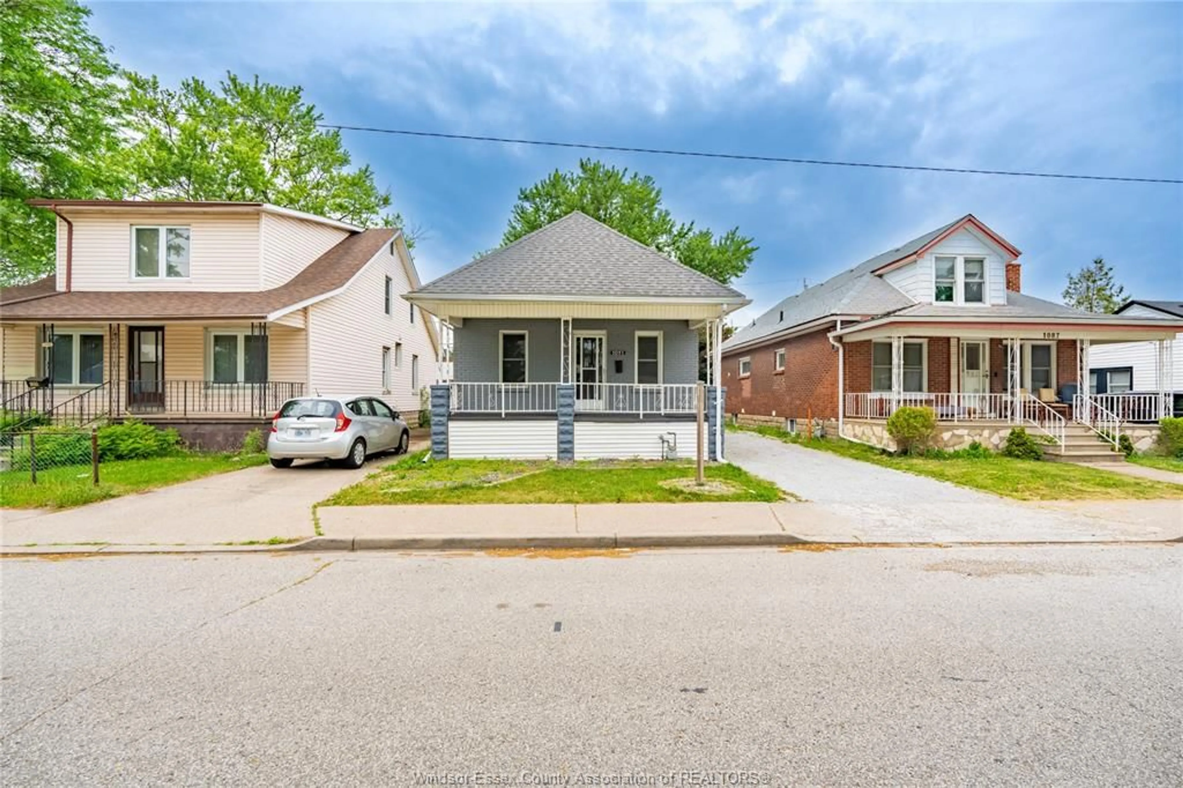 Home with brick exterior material, street for 1091 LENA, Windsor Ontario N9C 3K3