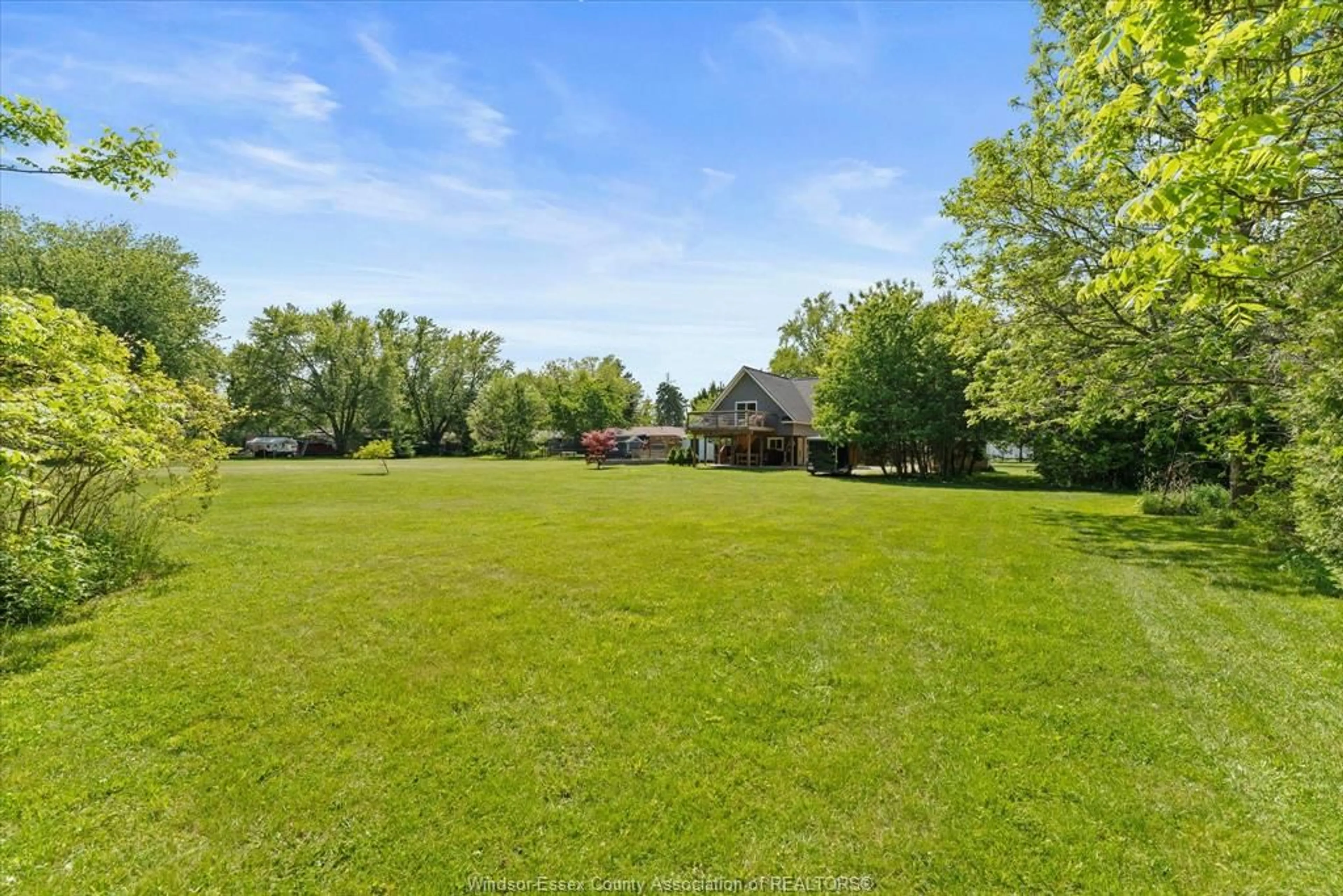 A pic from outside/outdoor area/front of a property/back of a property/a pic from drone, water/lake/river/ocean view for 1109 FRONT Rd #PT 1, Amherstburg Ontario N9V 2Y8
