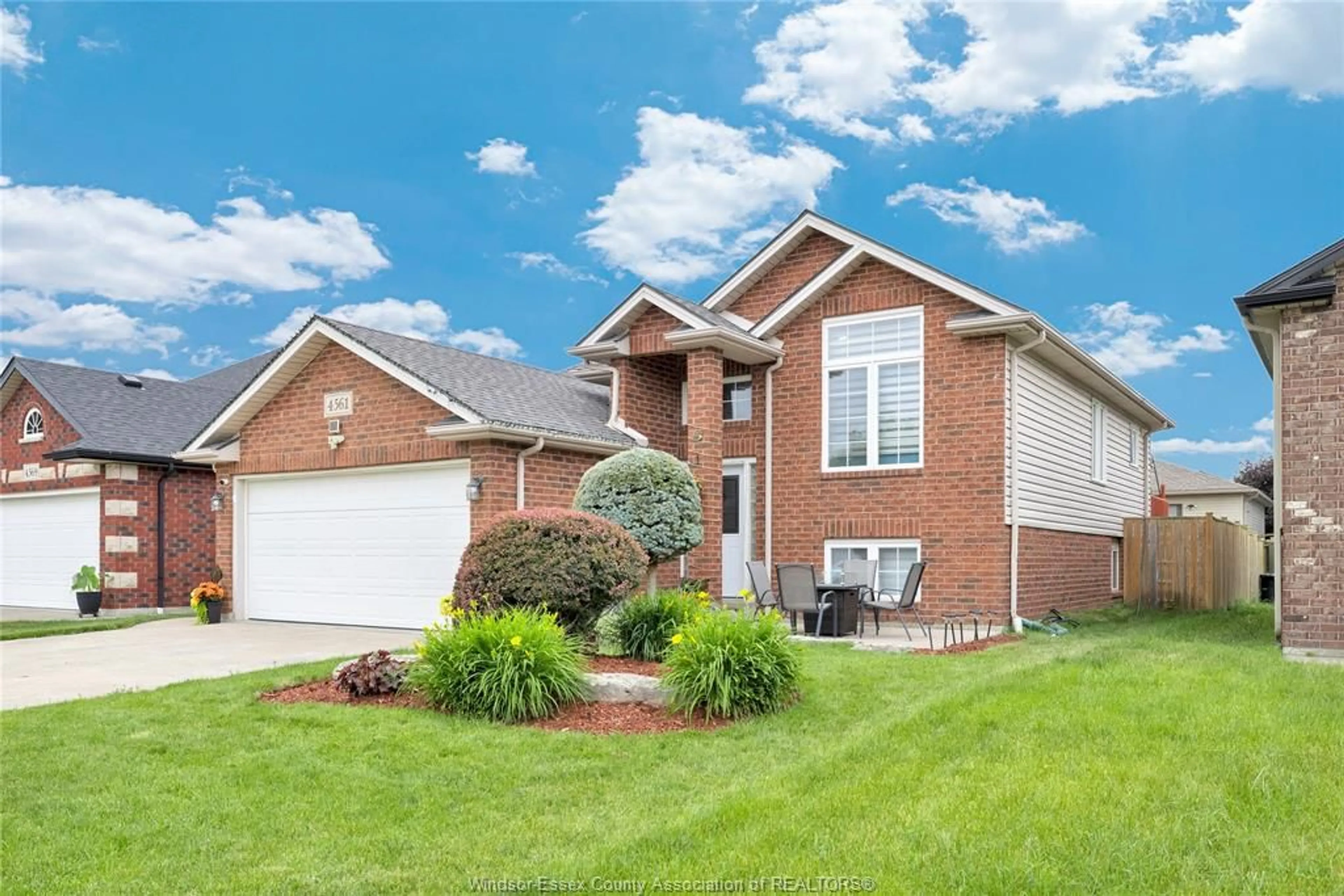 Home with brick exterior material, street for 4561 FONTANA, Windsor Ontario N9G 3C8