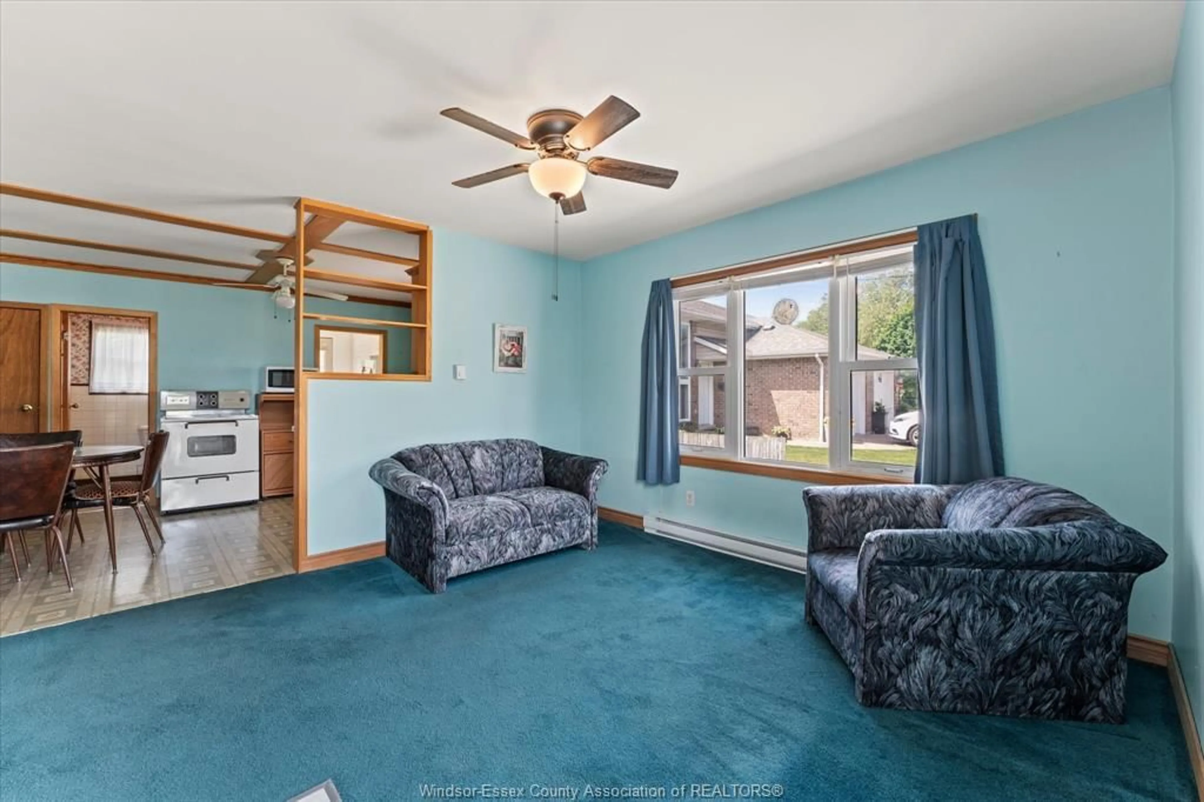 Living room with furniture, unknown for 268 KEMPT St, Amherstburg Ontario N9V 2H8