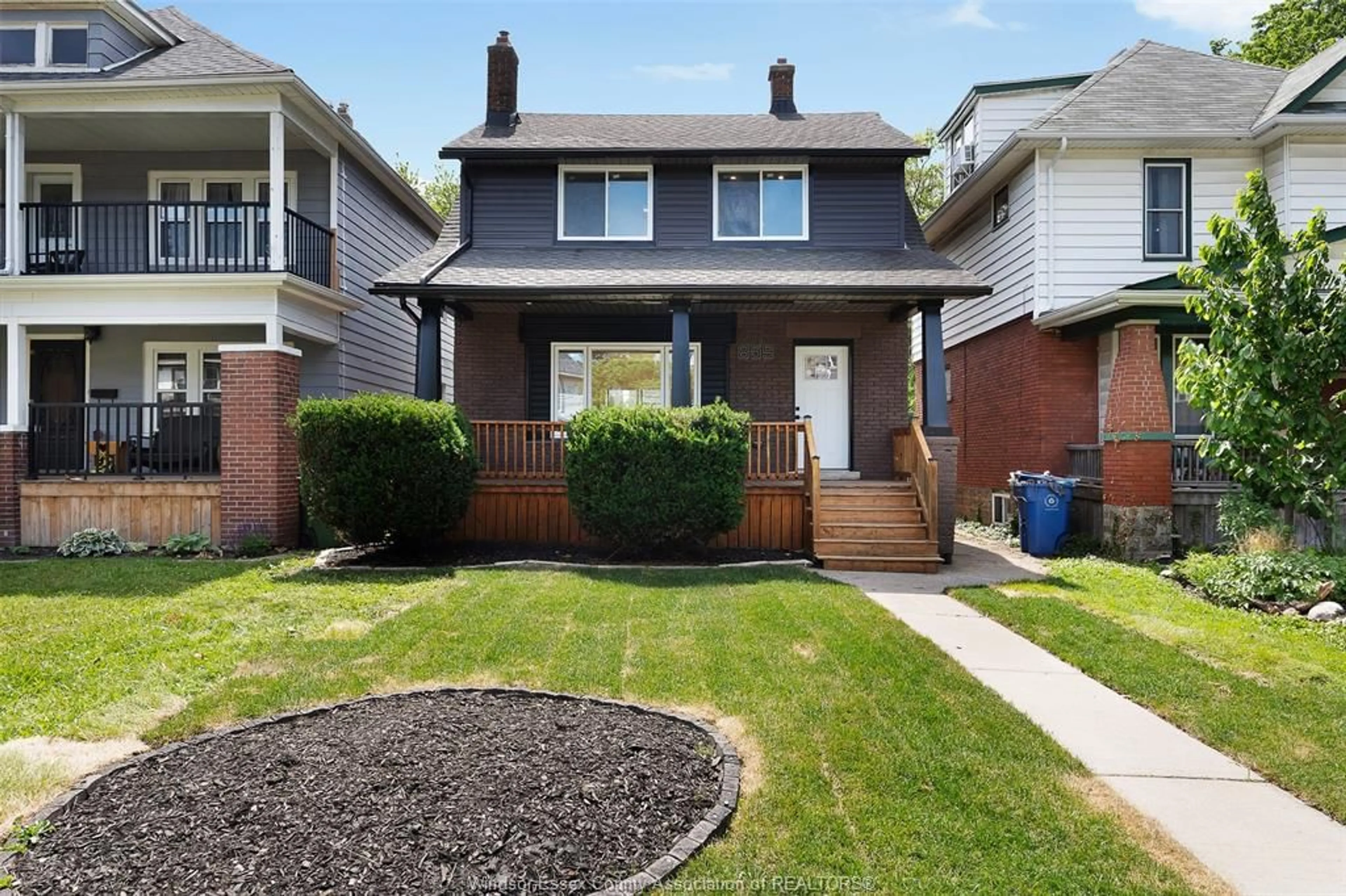 Home with brick exterior material, street for 859 MOY Ave, Windsor Ontario N9A 2N7