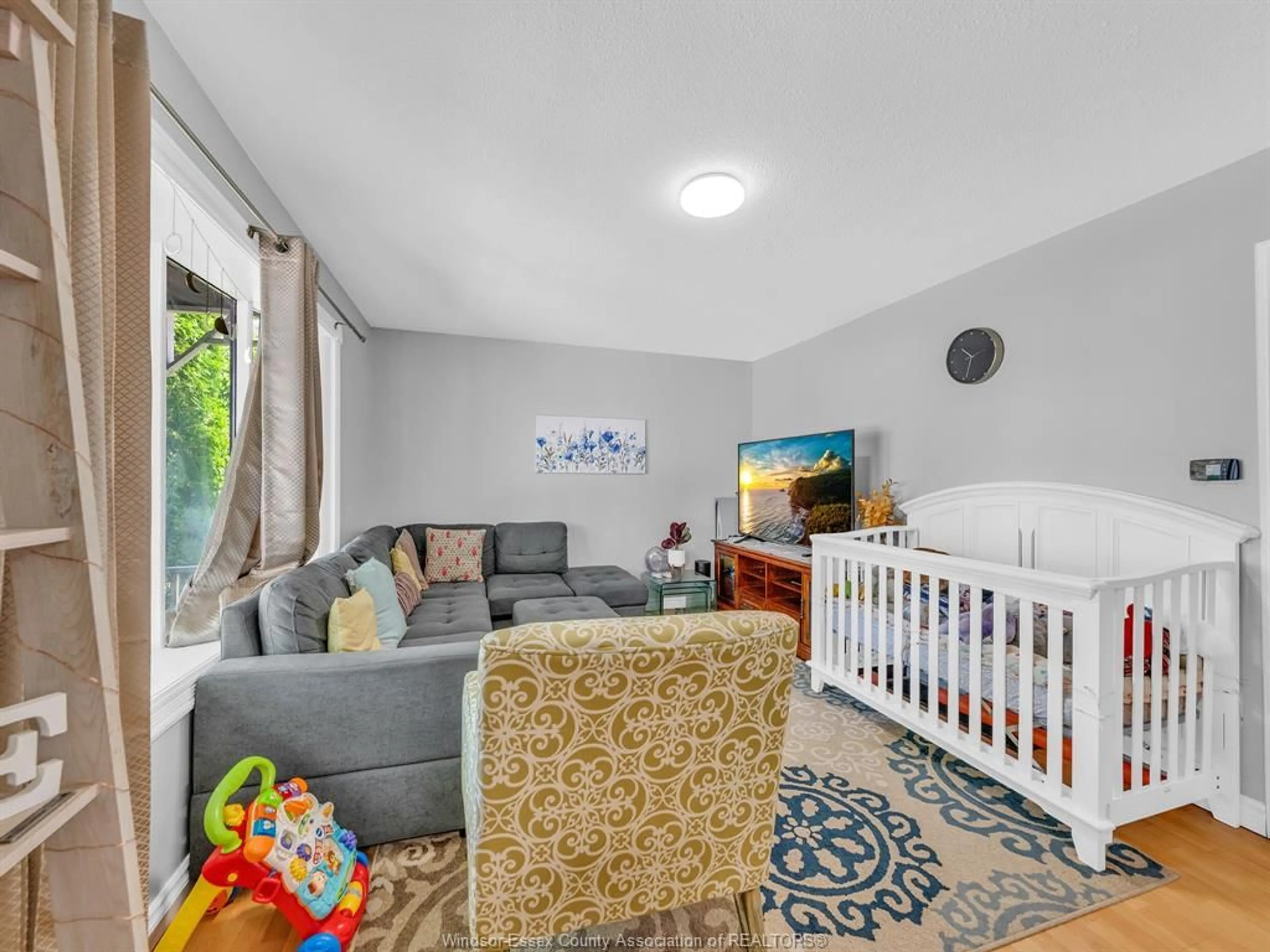Living room with furniture, unknown for 1218 California Ave, Windsor Ontario N9B 2Z9