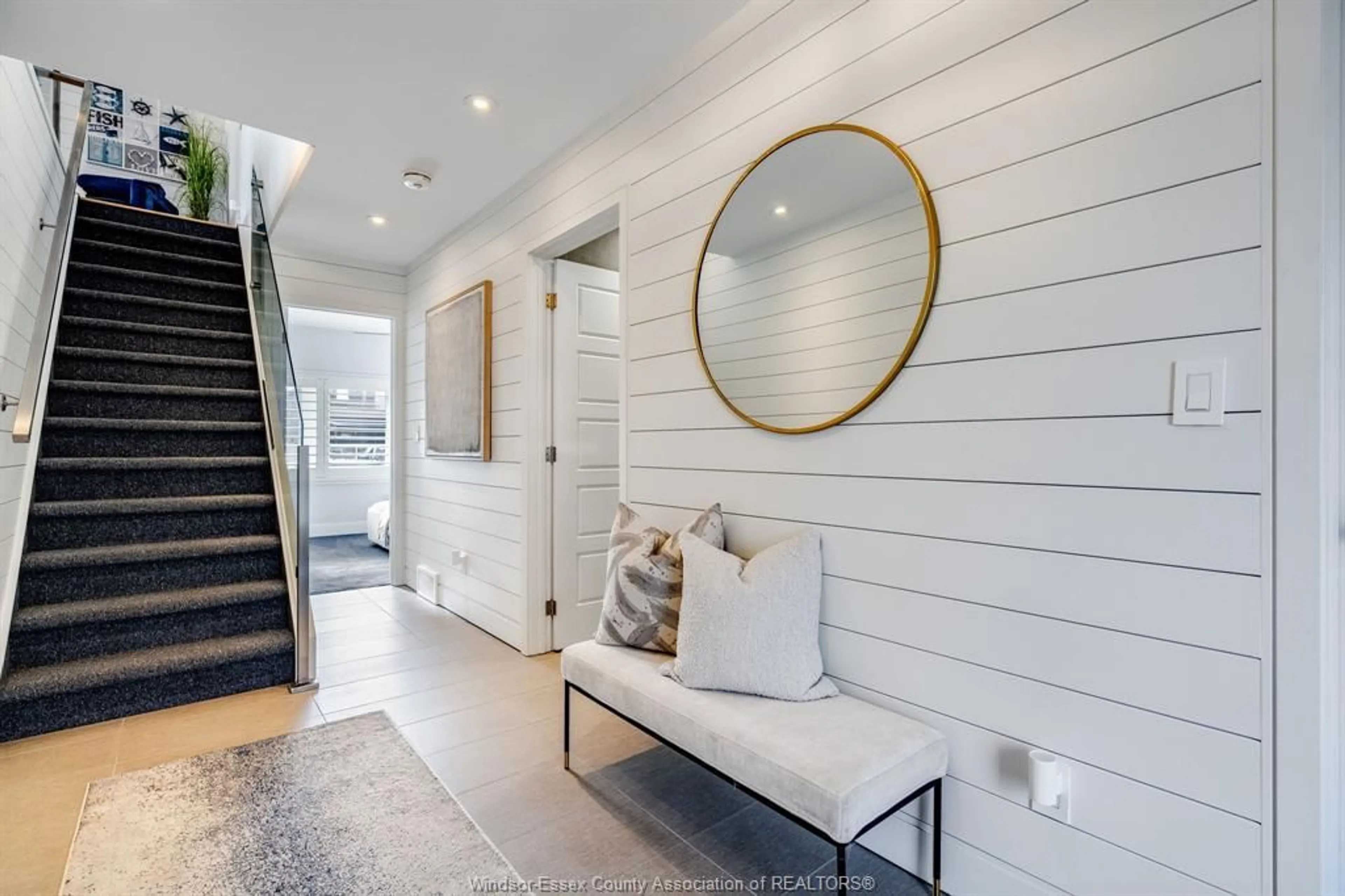 Indoor entryway for 145 West River St, Belle River Ontario N8L 0J6