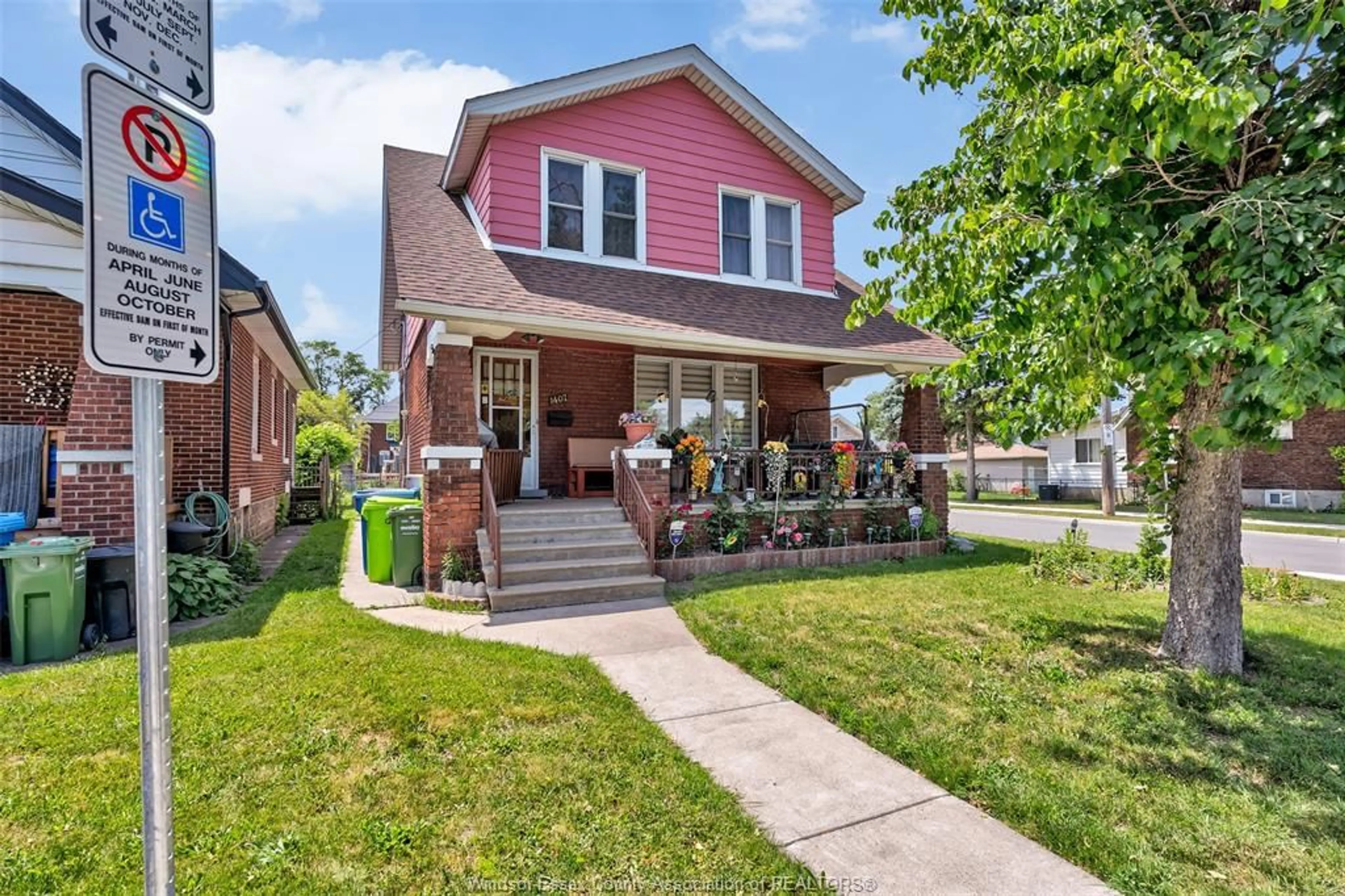 Home with brick exterior material, street for 1407 HALL, Windsor Ontario N8X 4R5