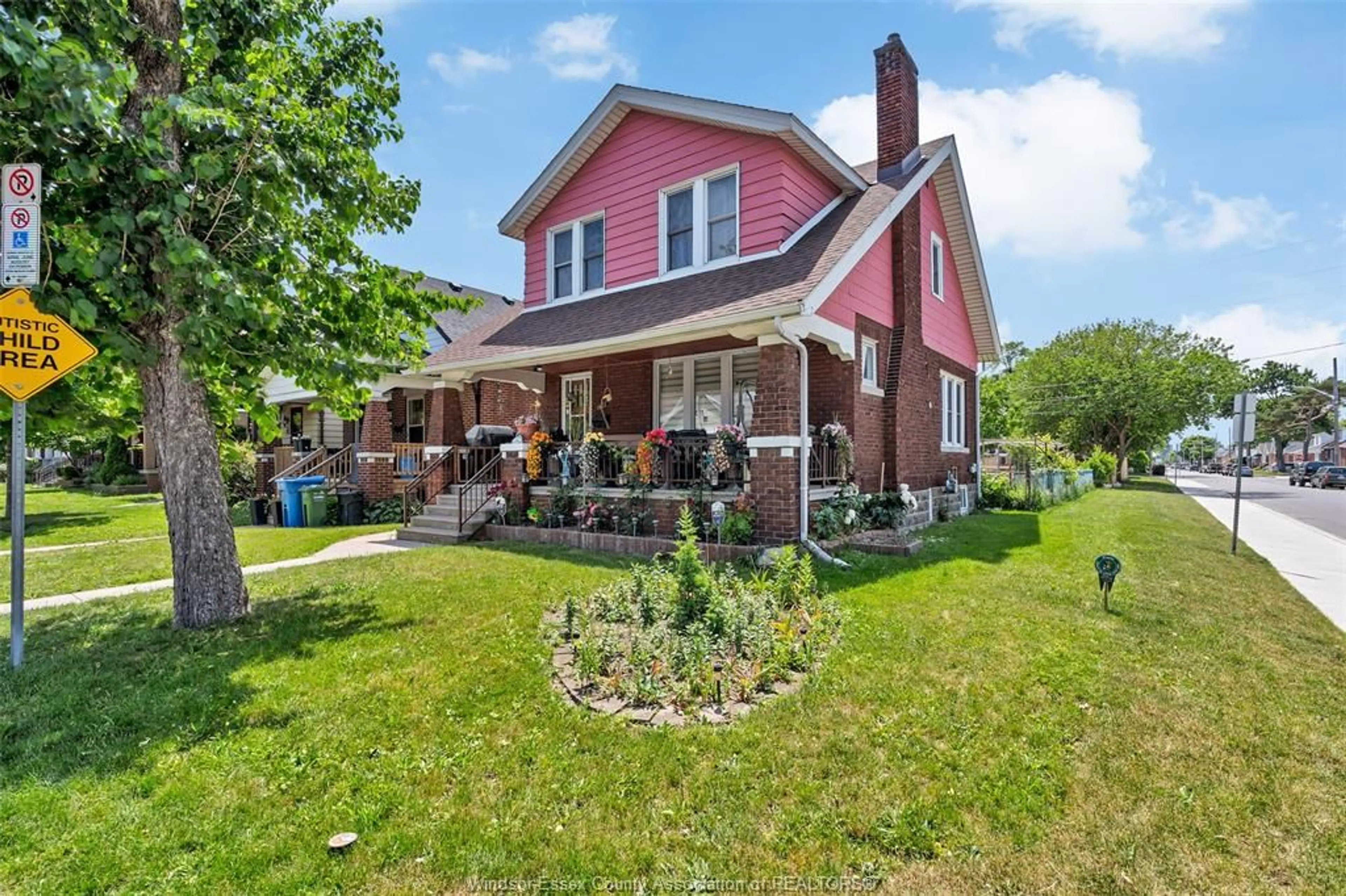 Unknown for 1407 HALL, Windsor Ontario N8X 4R5