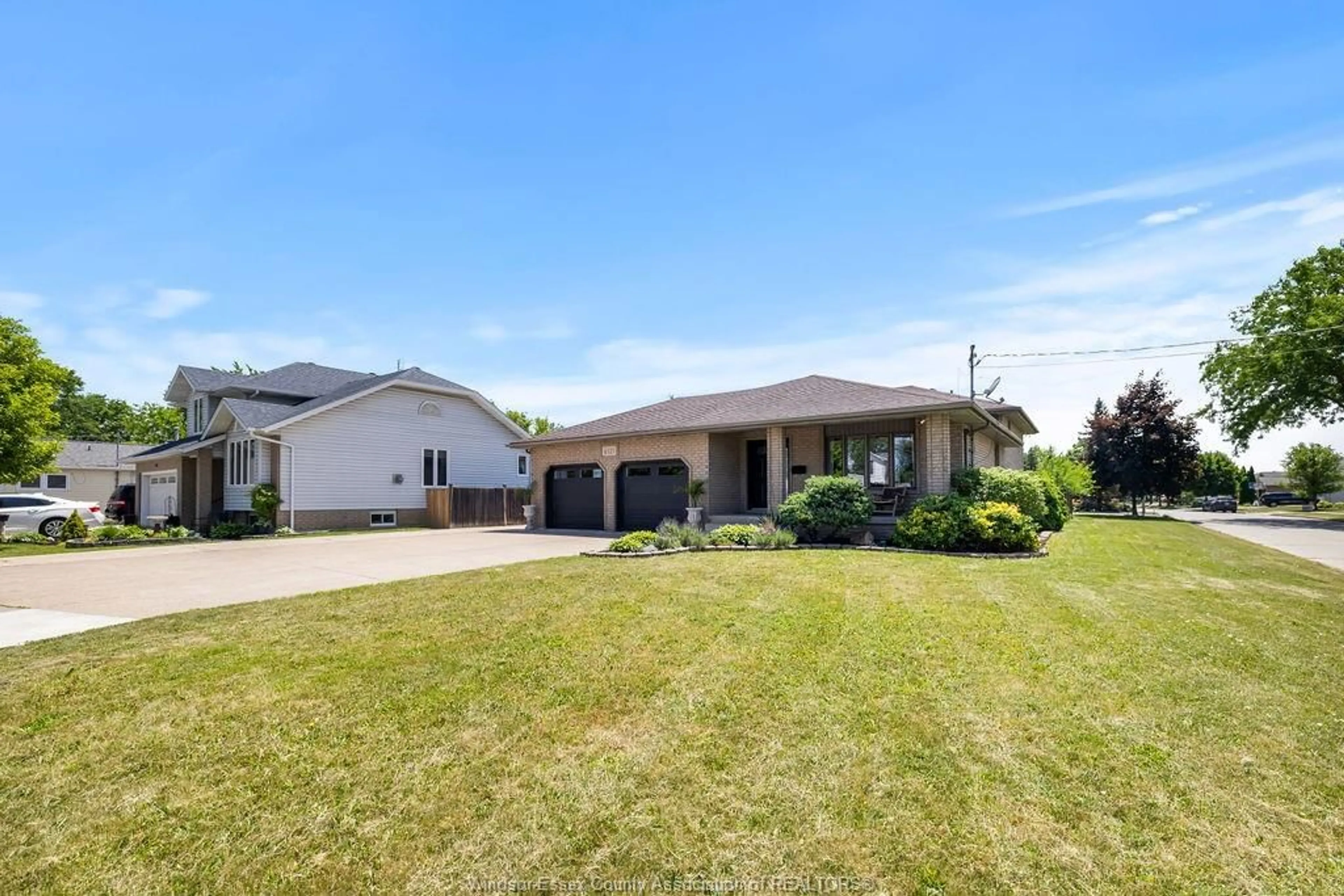 Unknown for 4525 GRAND MARAIS RD E, Windsor Ontario N8W 1X5