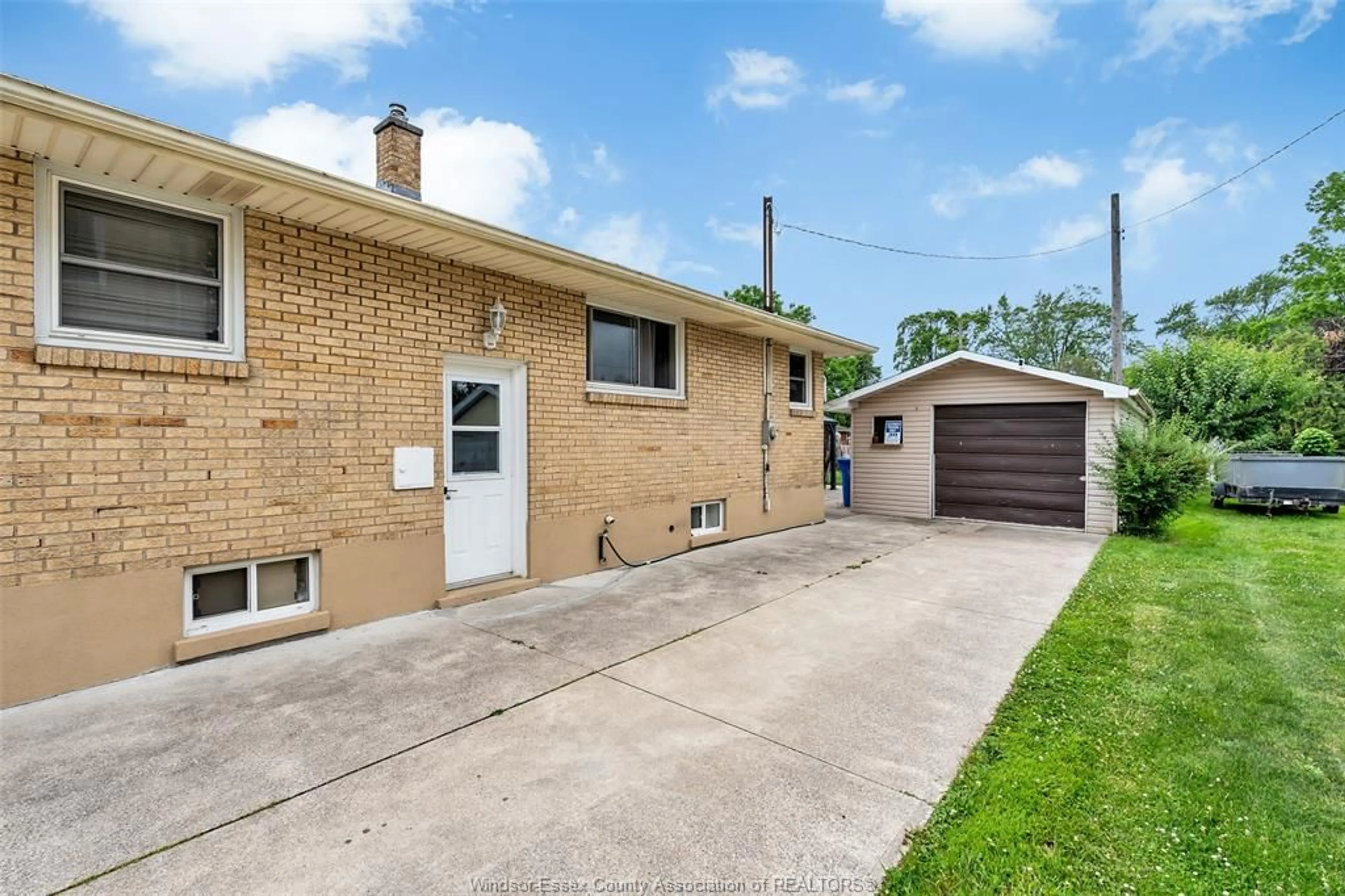 Home with brick exterior material, street for 823 JOS JANISSE Ave, Windsor Ontario N8Y 3A7