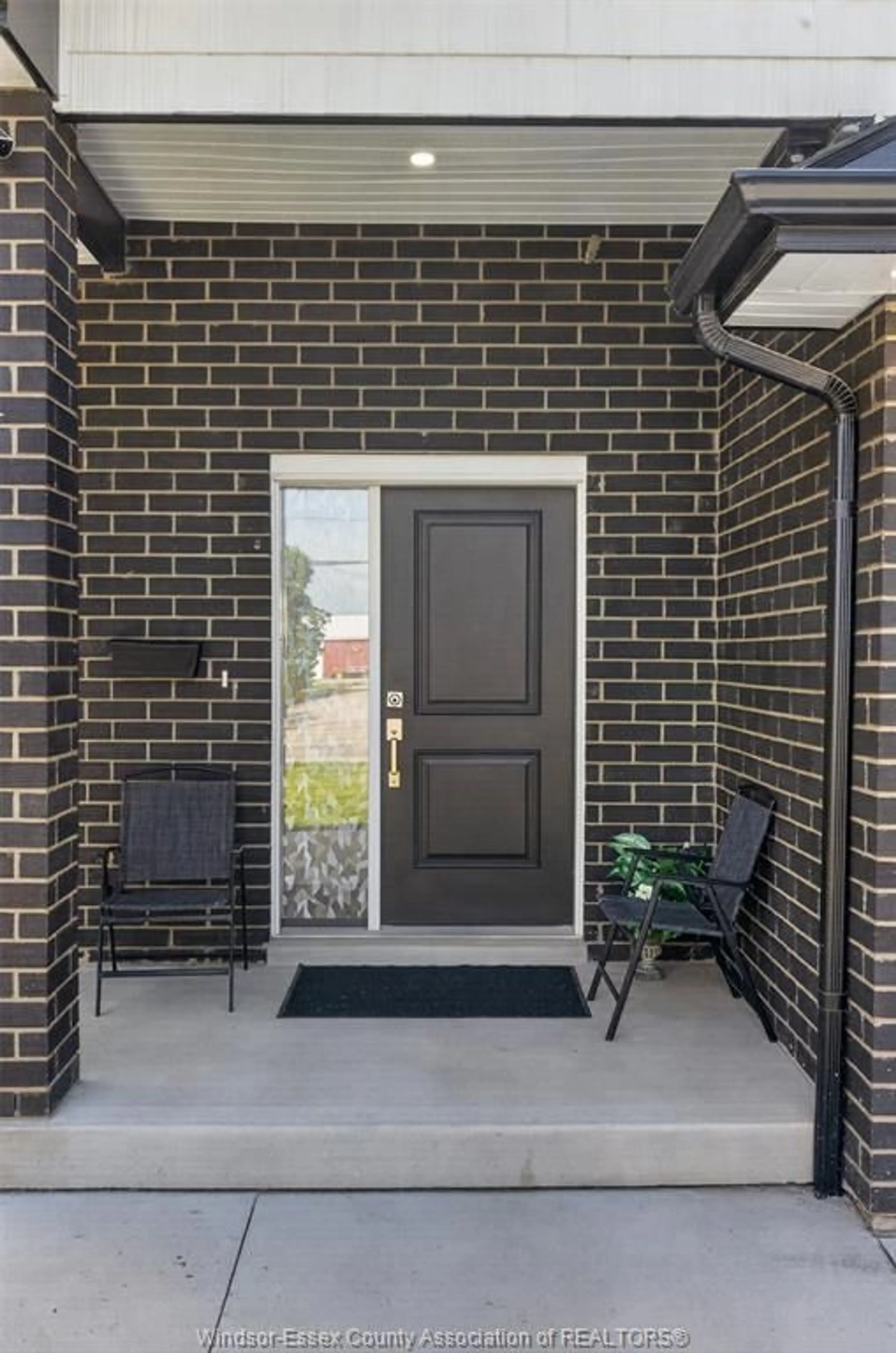 Home with brick exterior material, street for 2328 Front Rd, LaSalle Ontario N9J 2C2