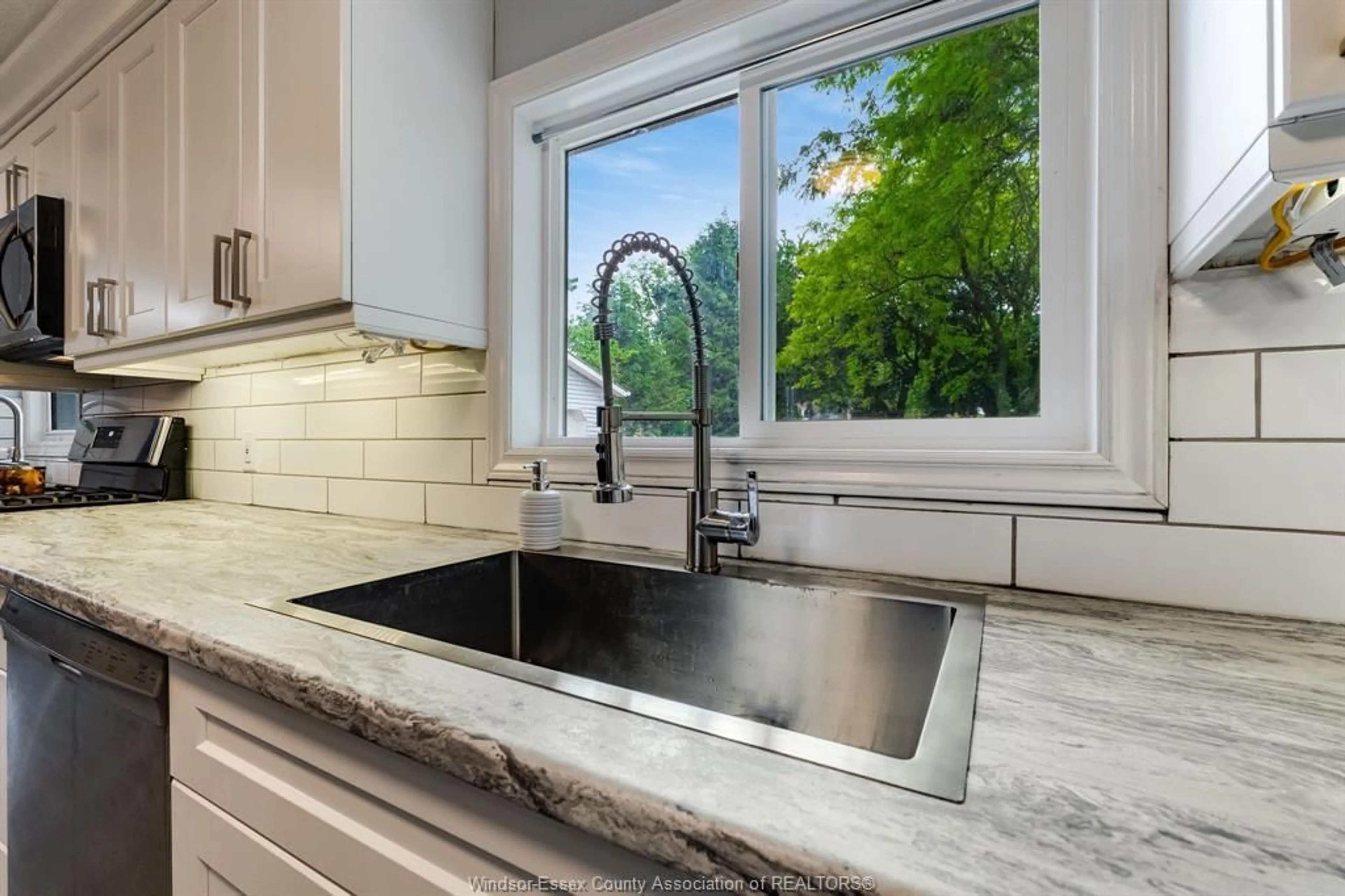 Contemporary kitchen, ceramic/tile floor for 19431 Charing Cross Rd, Chatham-Kent Ontario N0P 1E0