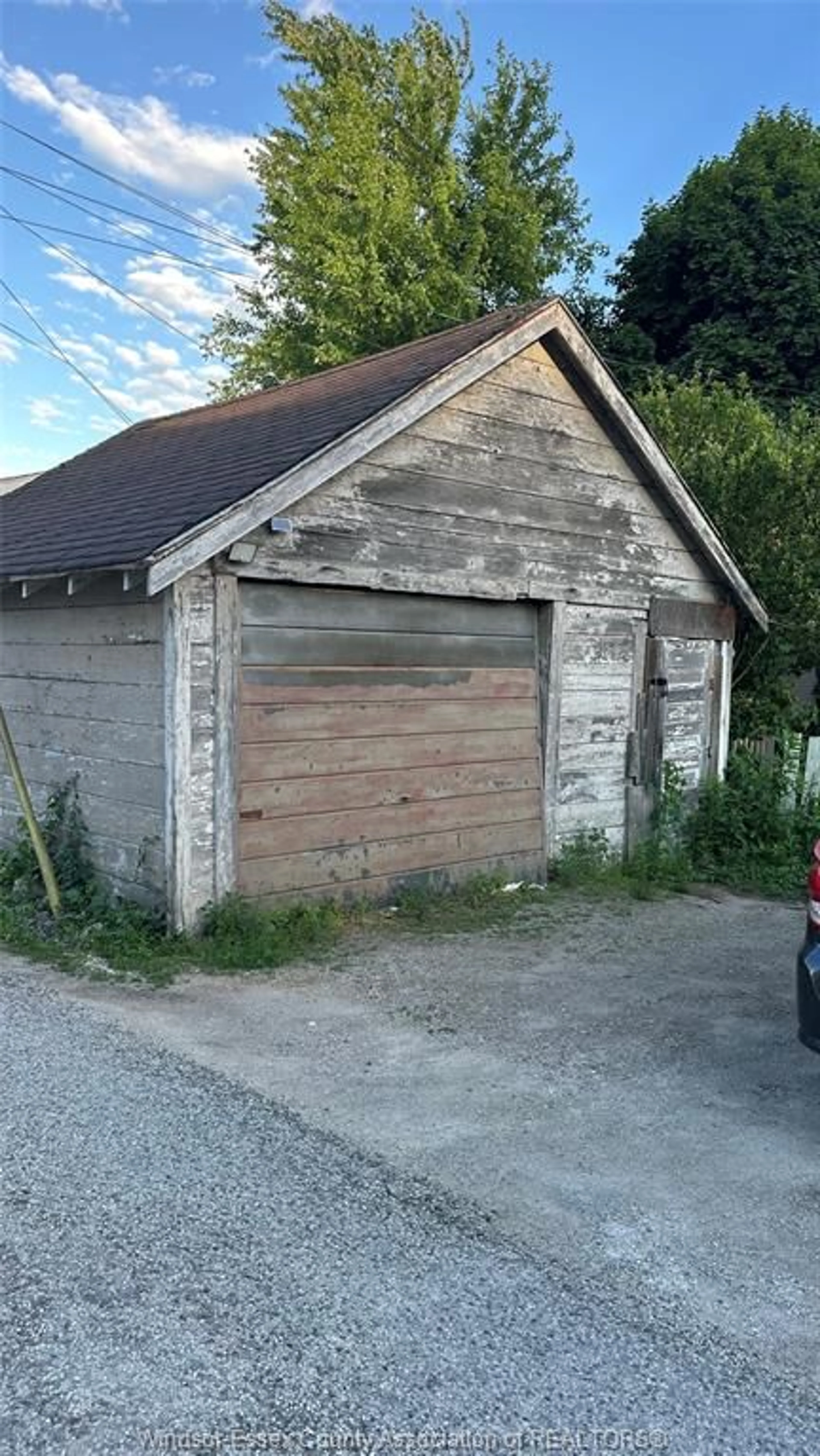 Shed for 39 RUSSELL St, Leamington Ontario N8H 1V1