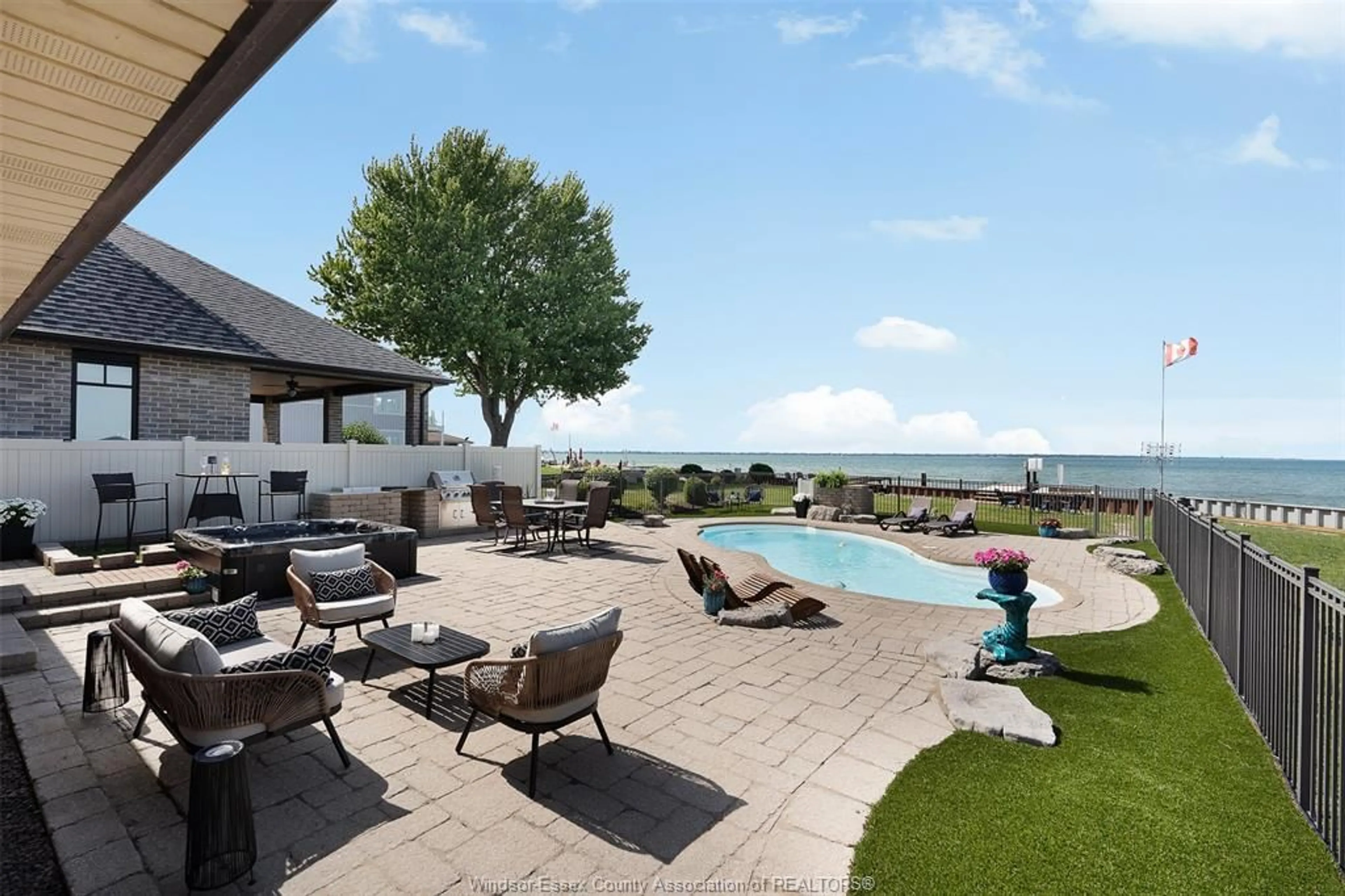 Patio, water/lake/river/ocean view for 12862 RIVERSIDE, Tecumseh Ontario N8N 1A8