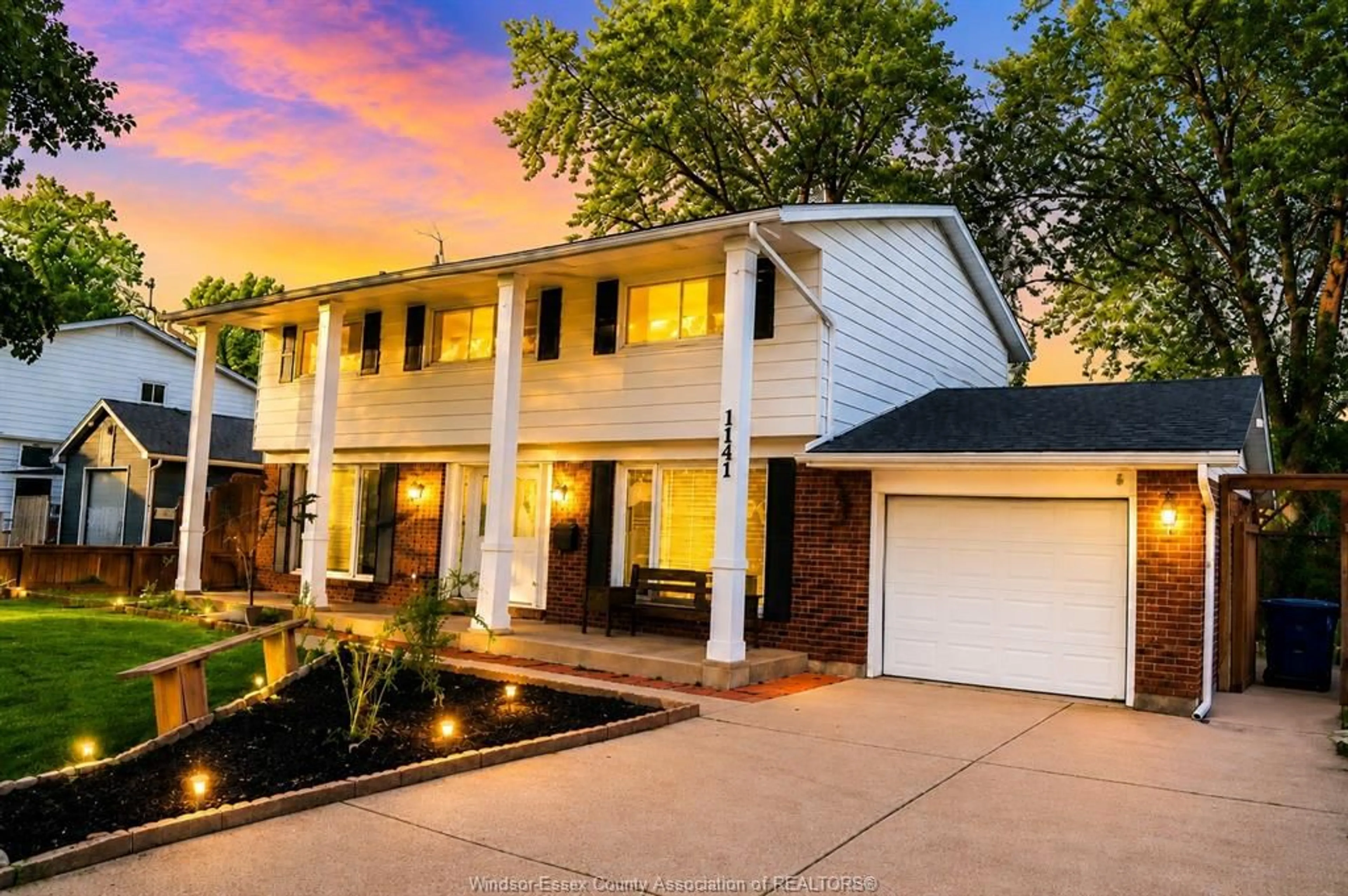 Home with brick exterior material, street for 2688 JAMAICA Cres, Windsor Ontario N9E 2Z2