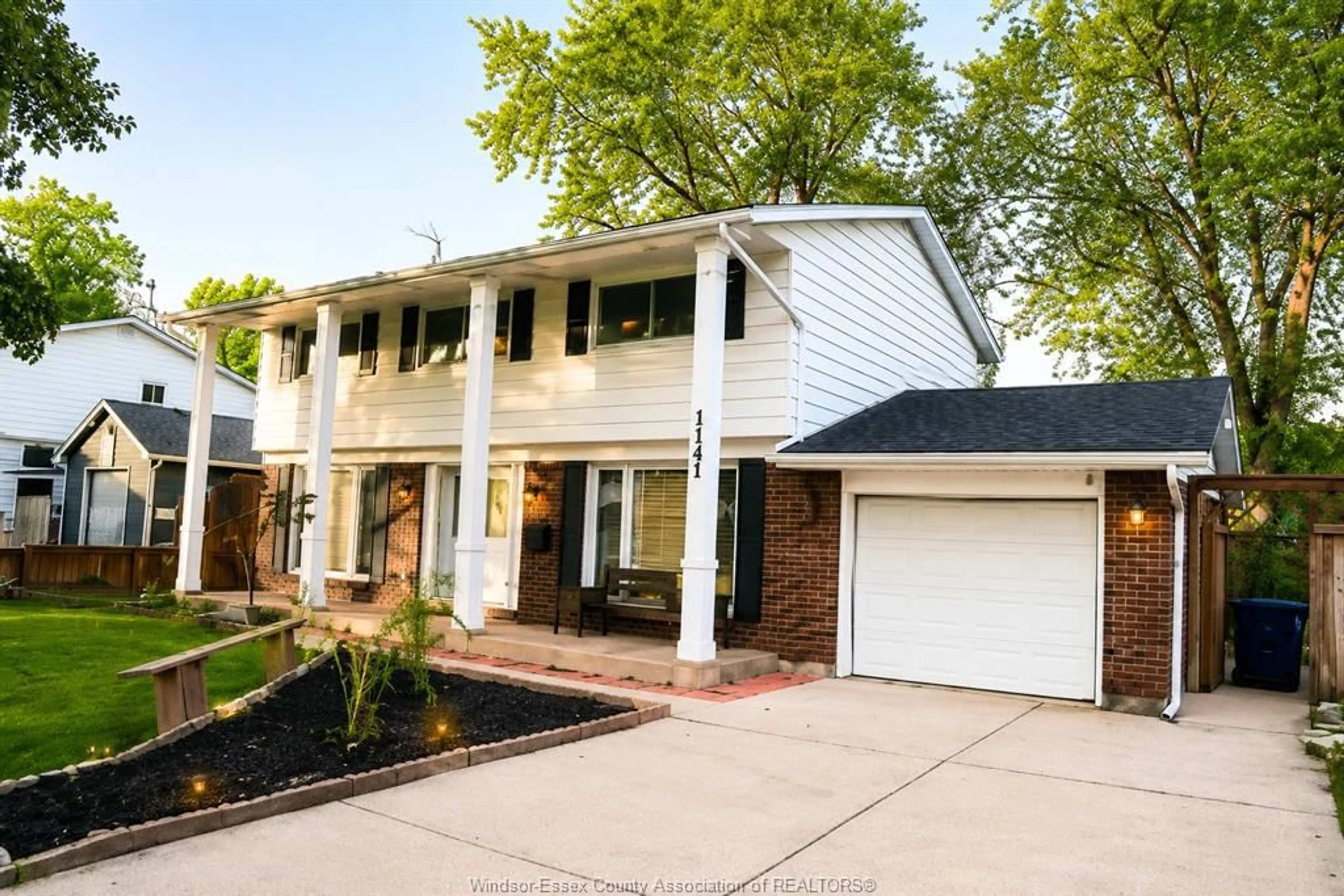 Home with brick exterior material, street for 2688 JAMAICA Cres, Windsor Ontario N9E 2Z2