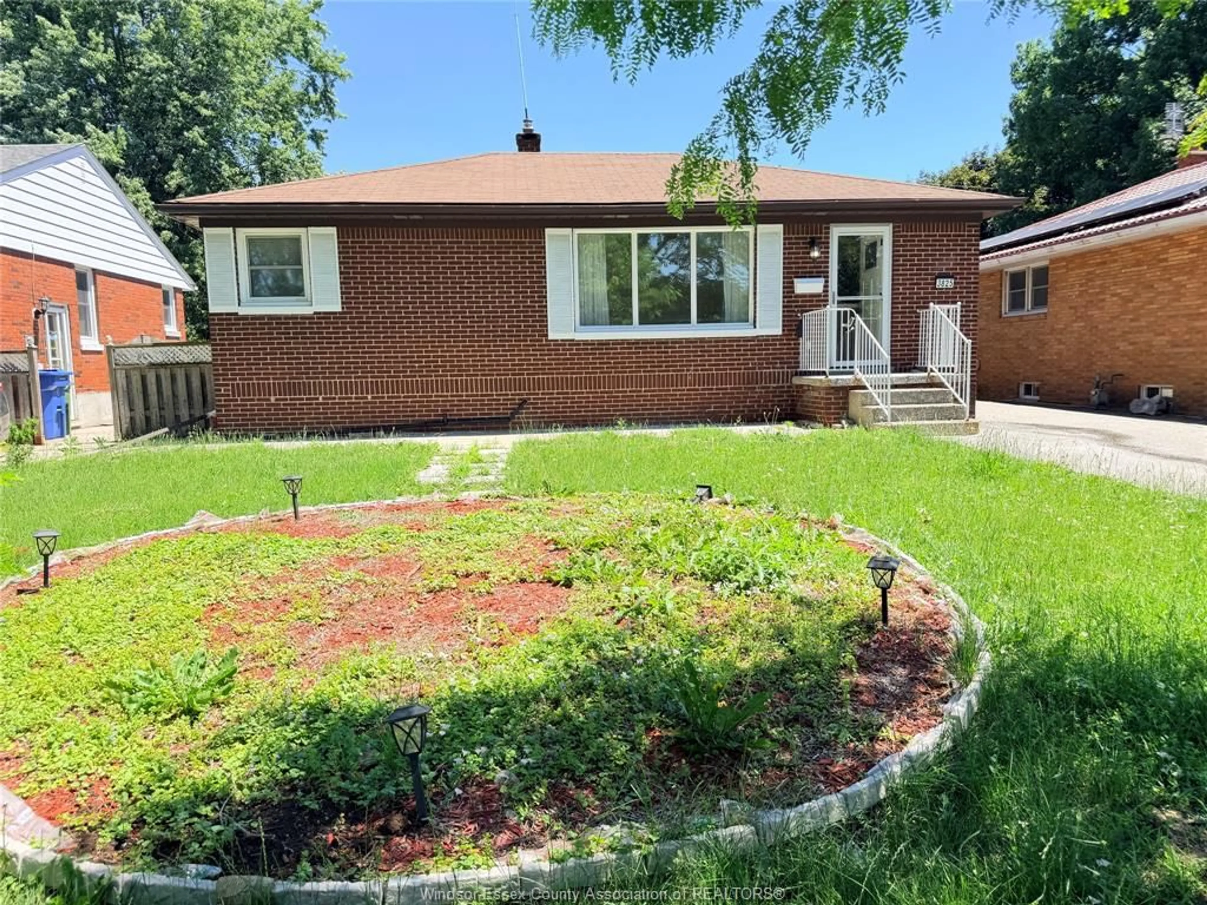 Home with brick exterior material, street for 3825 POPLAR, Windsor Ontario N9C 2E2