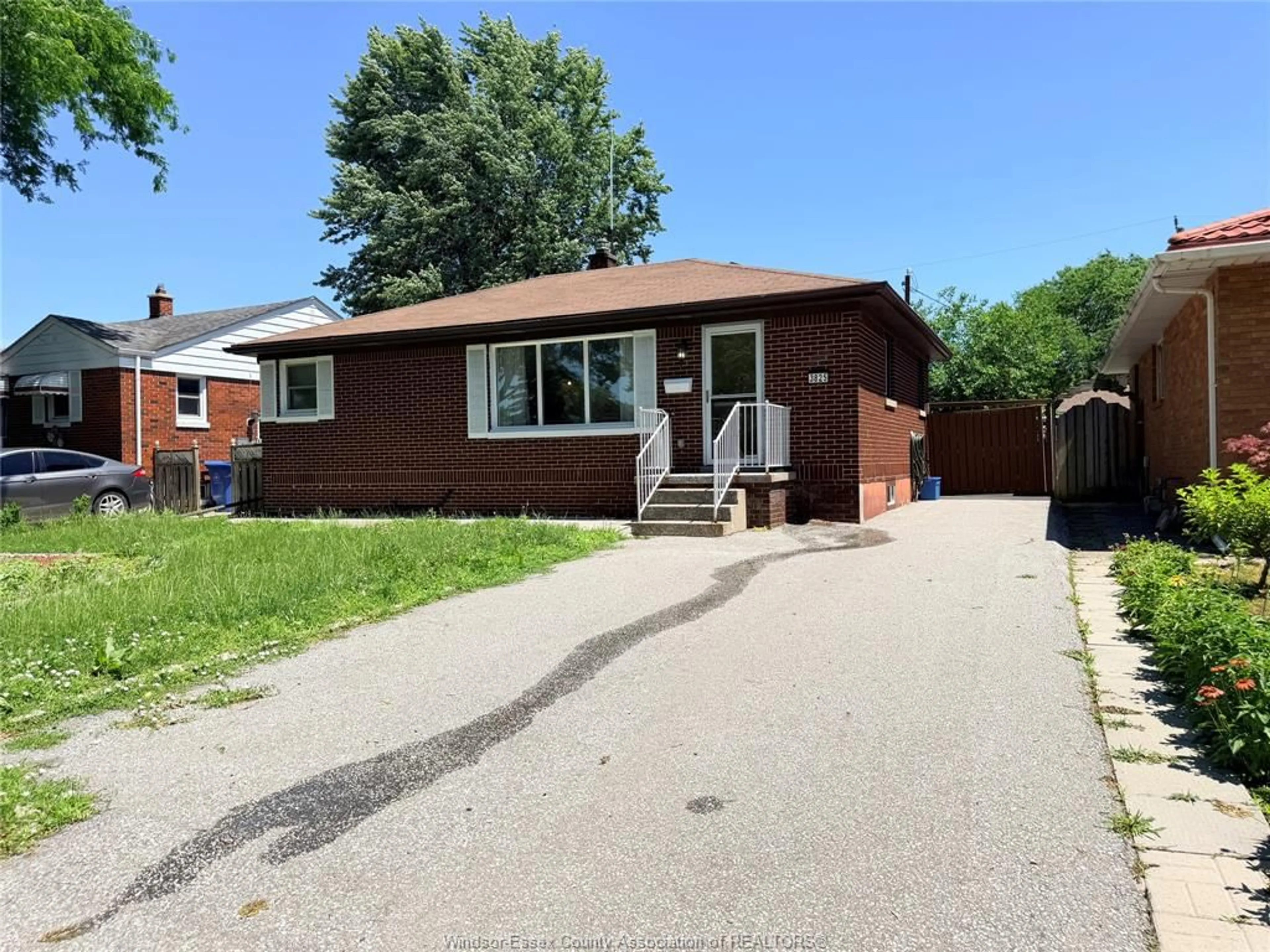 Home with brick exterior material, street for 3825 POPLAR, Windsor Ontario N9C 2E2