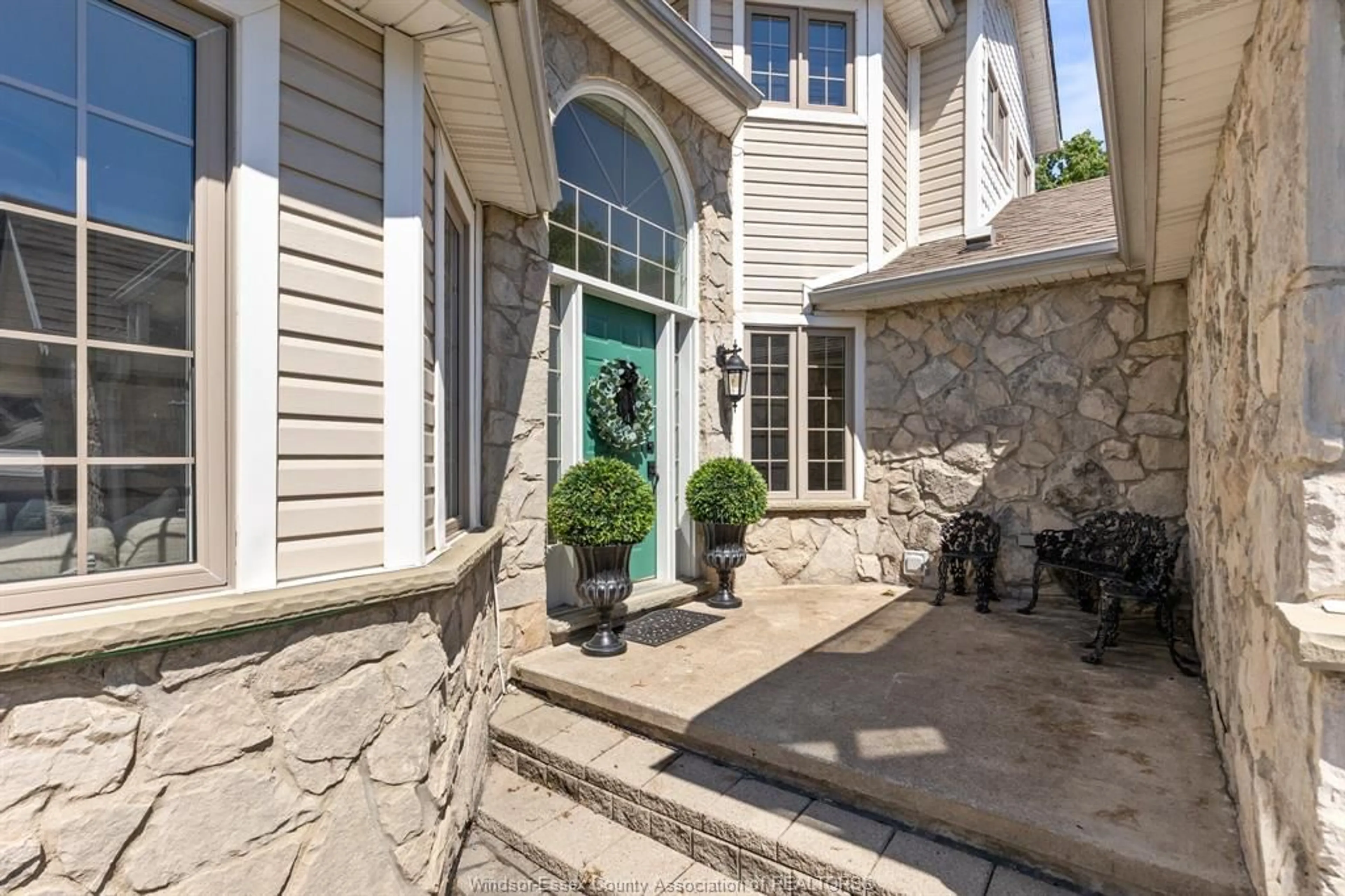 Unknown for 208 CRYSTAL BAY Dr, Amherstburg Ontario N9V 4A6