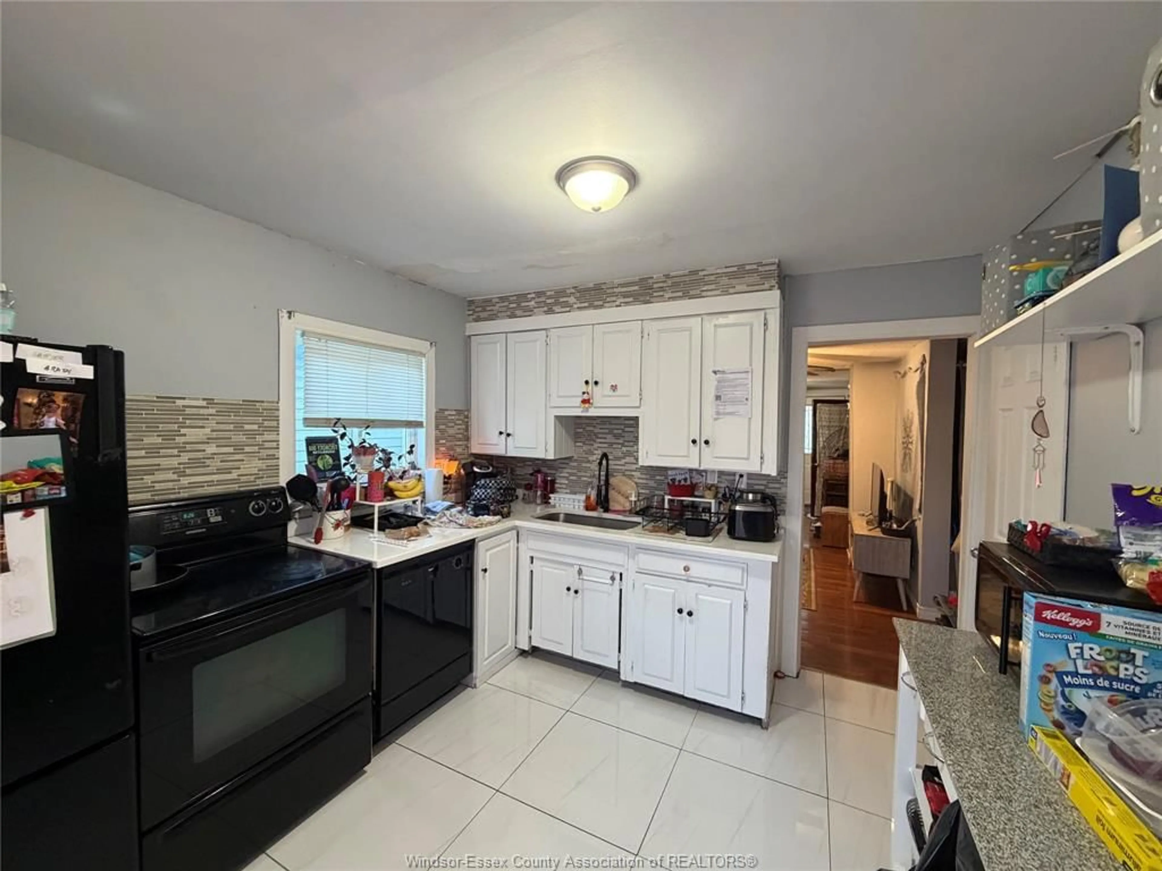Unknown for 1226 HIGH St, Windsor Ontario N8Y 4B2