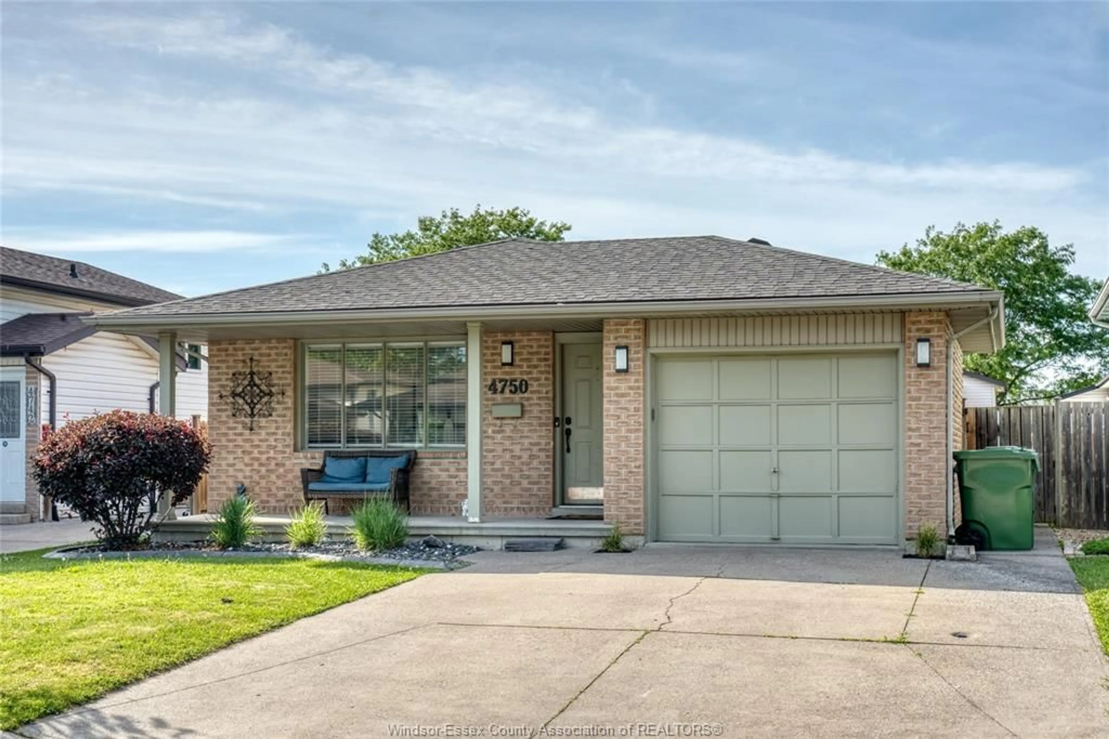 Home with brick exterior material, street for 4570 THERESA Pl, Windsor Ontario N8T 3M8