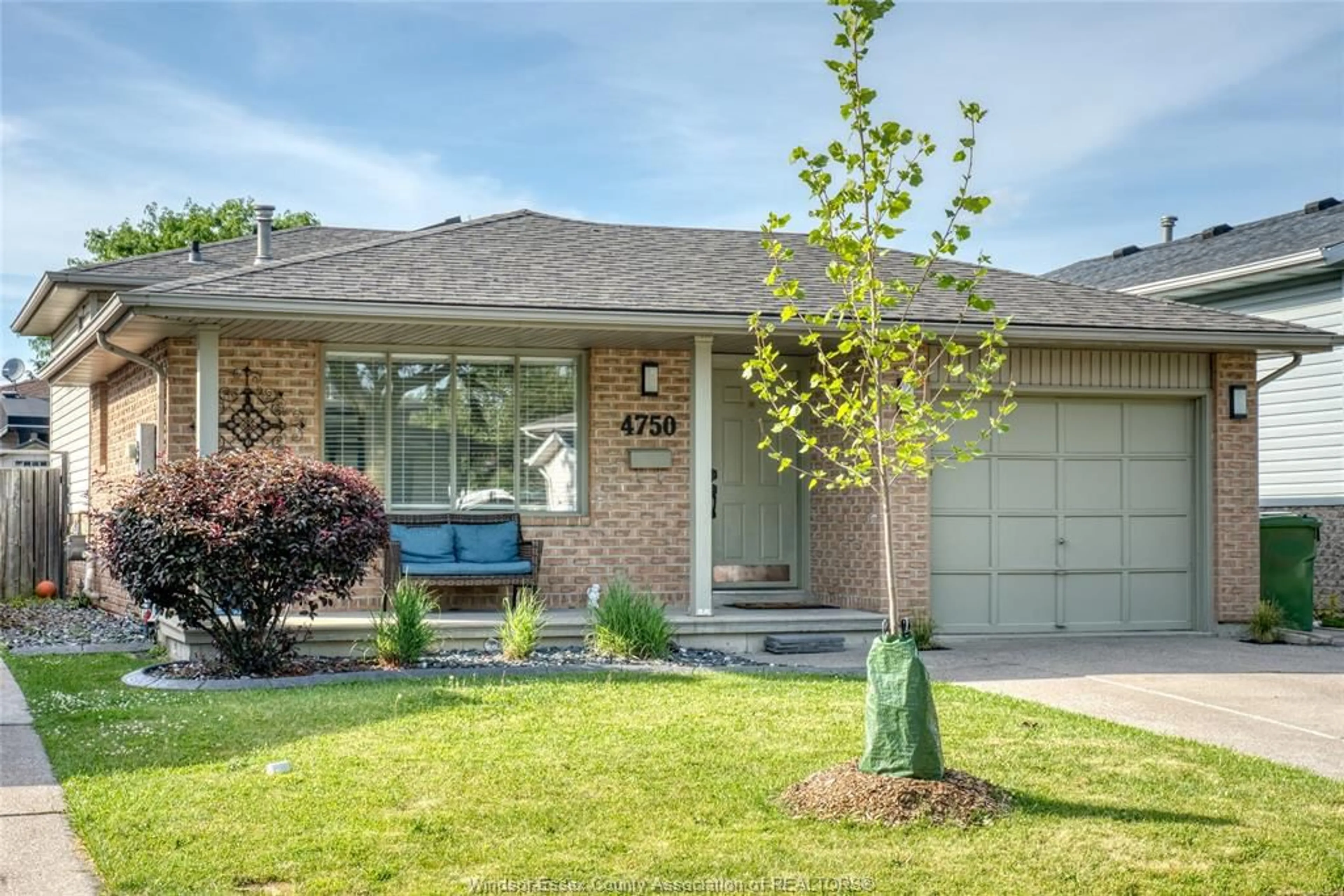 Home with brick exterior material, street for 4570 THERESA Pl, Windsor Ontario N8T 3M8