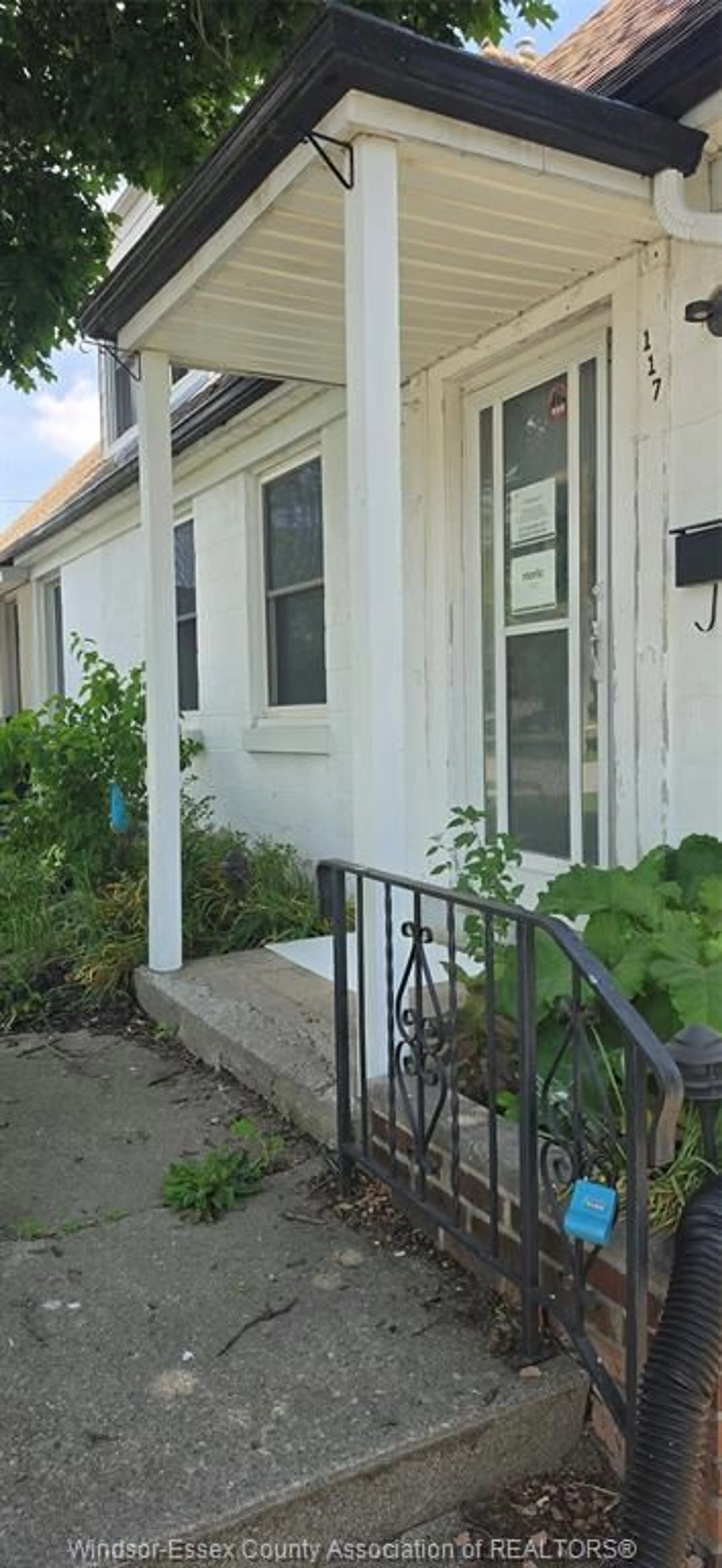 Patio, street for 117 MCGUIGAN Ave, Chatham Ontario N7M 2S8