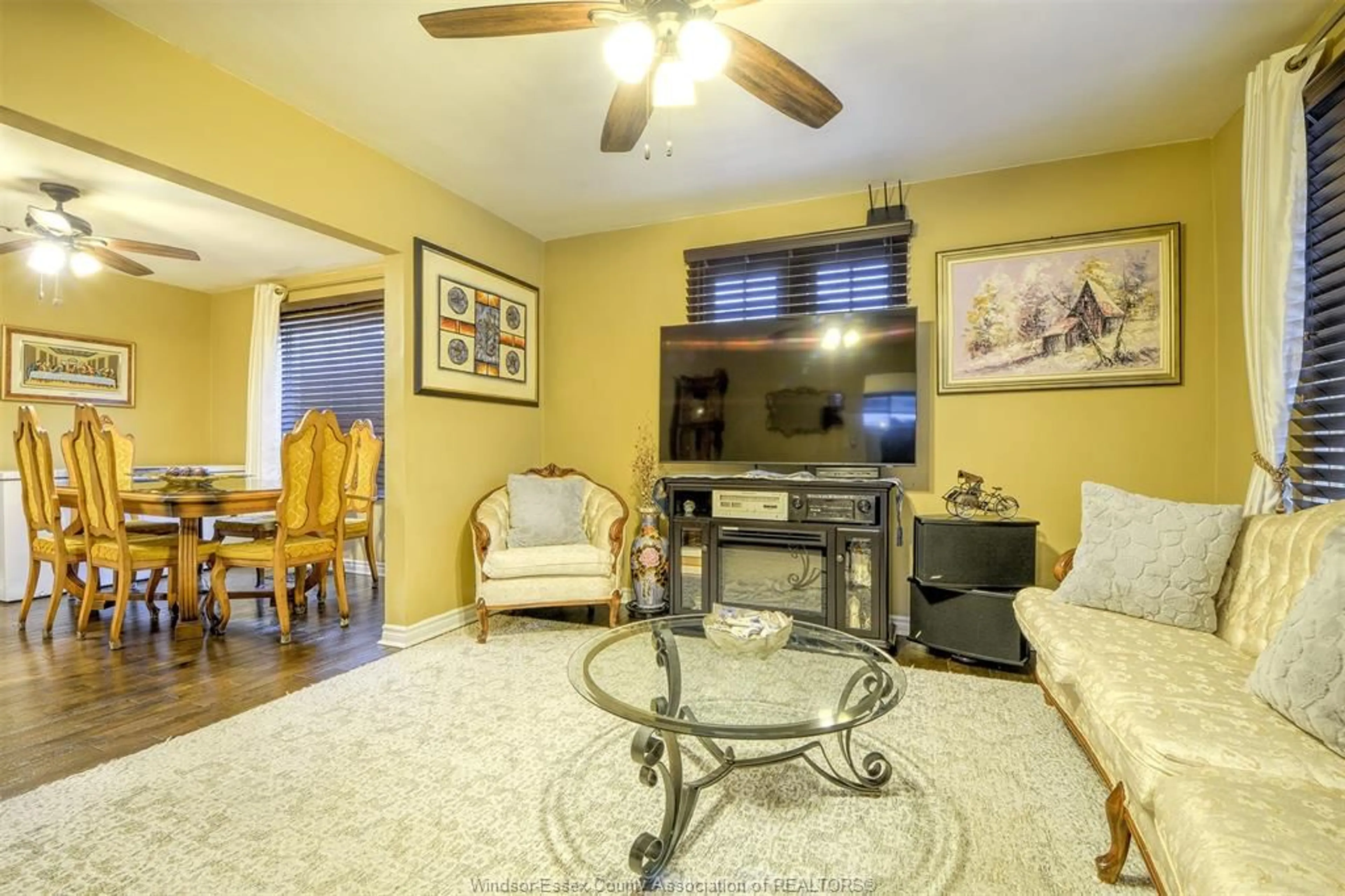 Living room with furniture, unknown for 1585 ALEXIS Rd, Windsor Ontario N8Y 4P1