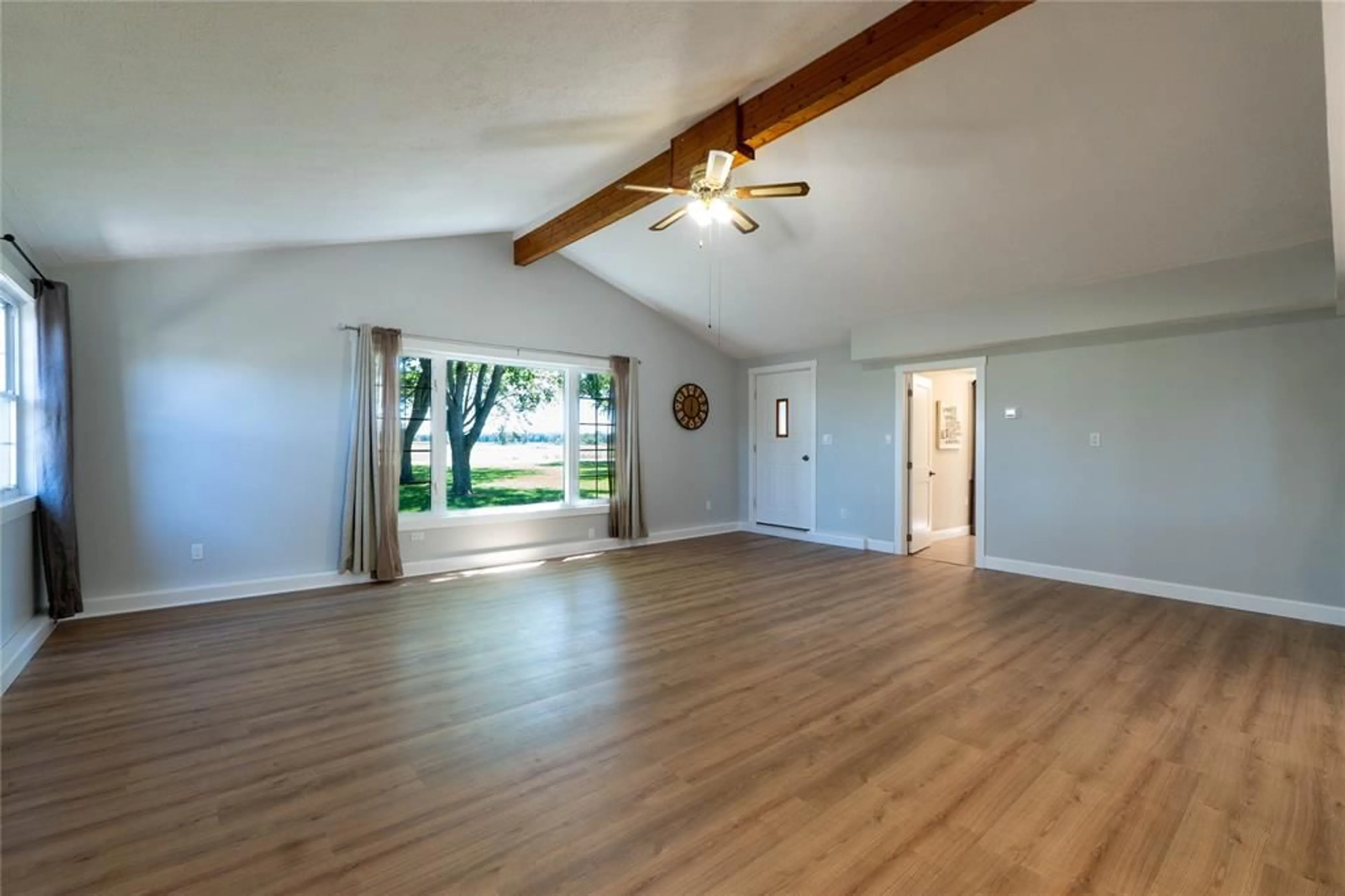 A pic of a room for 5509 Stewart Line, Wallaceburg Ontario N8A 4L1