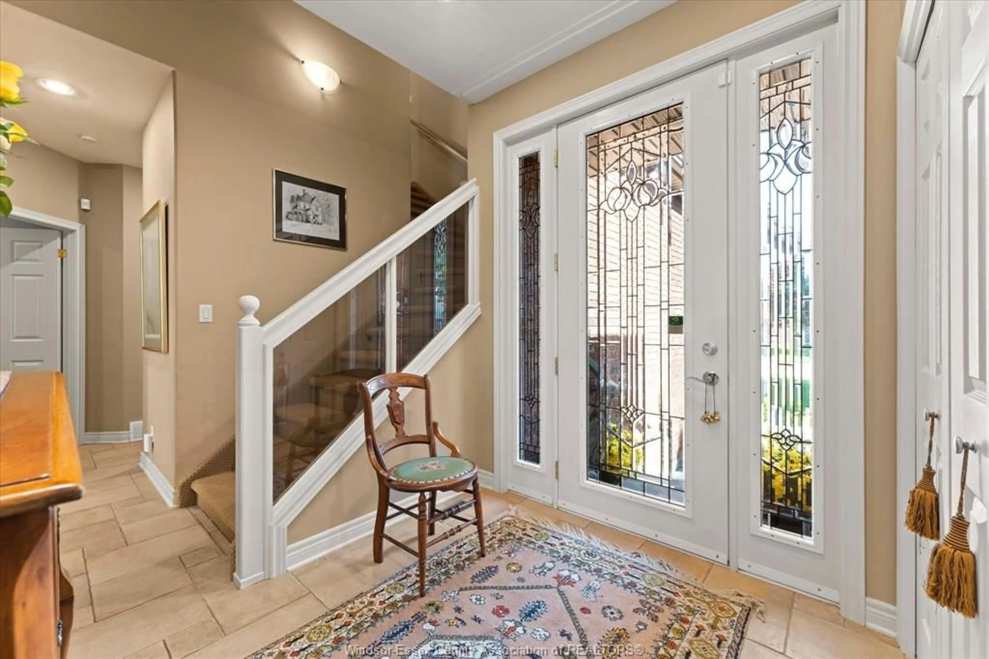 Indoor entryway for 24 SANDY LAKE, Leamington Ontario N8H 5J3