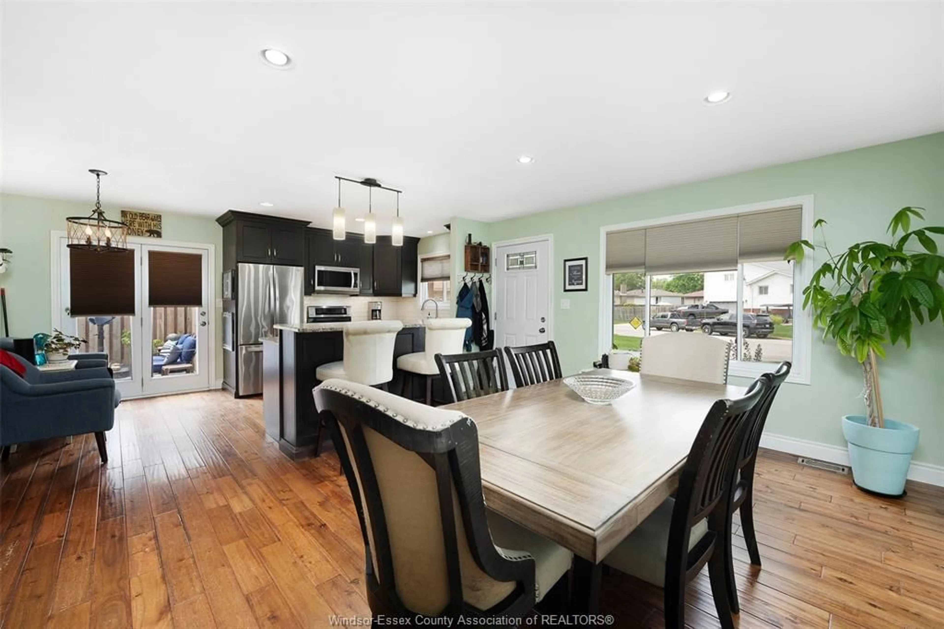 Open concept kitchen, wood/laminate floor for 3404 HEMLOCK ..., Windsor Ontario N8R 1Z9