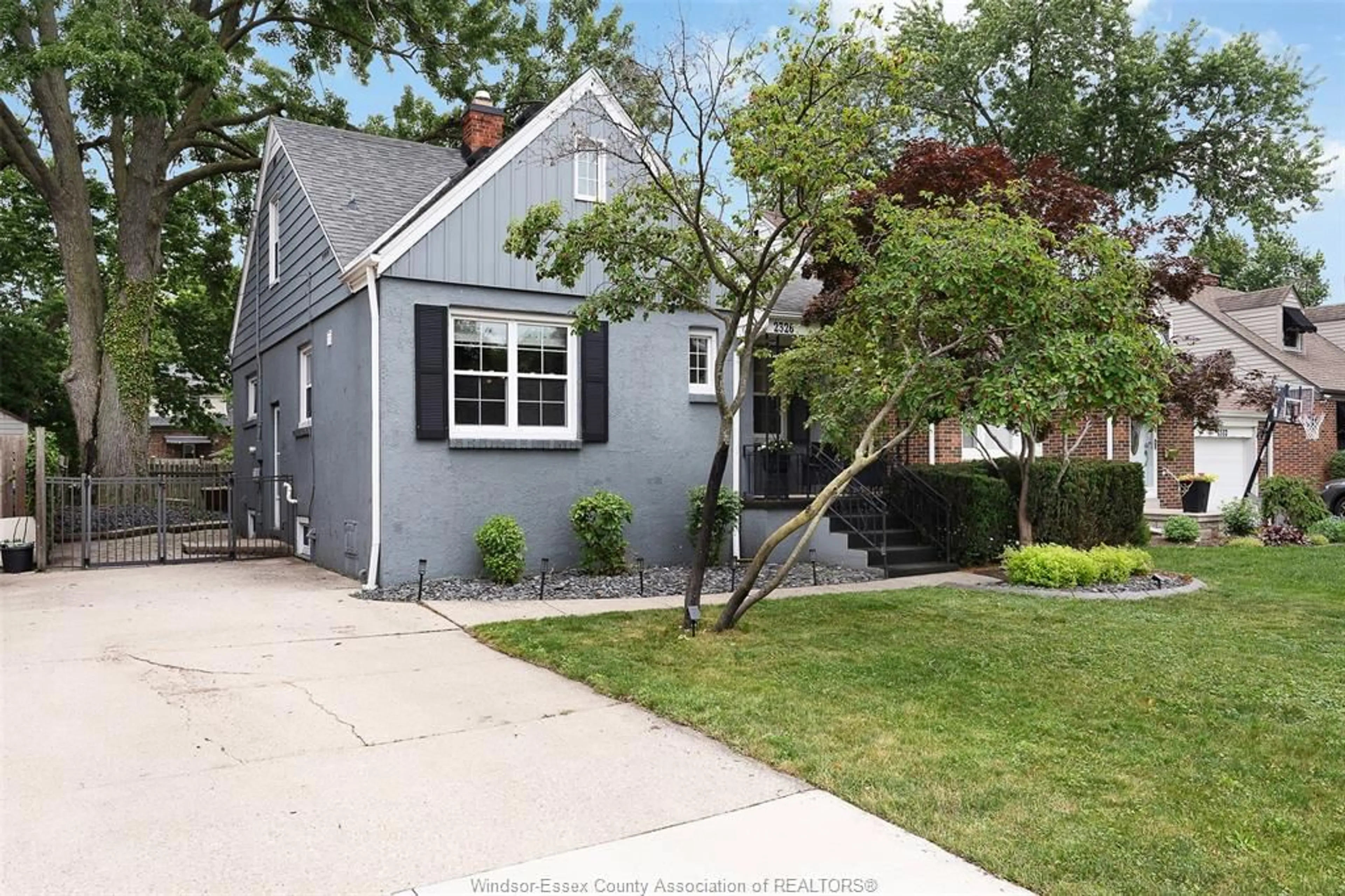 Home with vinyl exterior material, street for 2326 GLADSTONE Ave, Windsor Ontario N8W 2P1