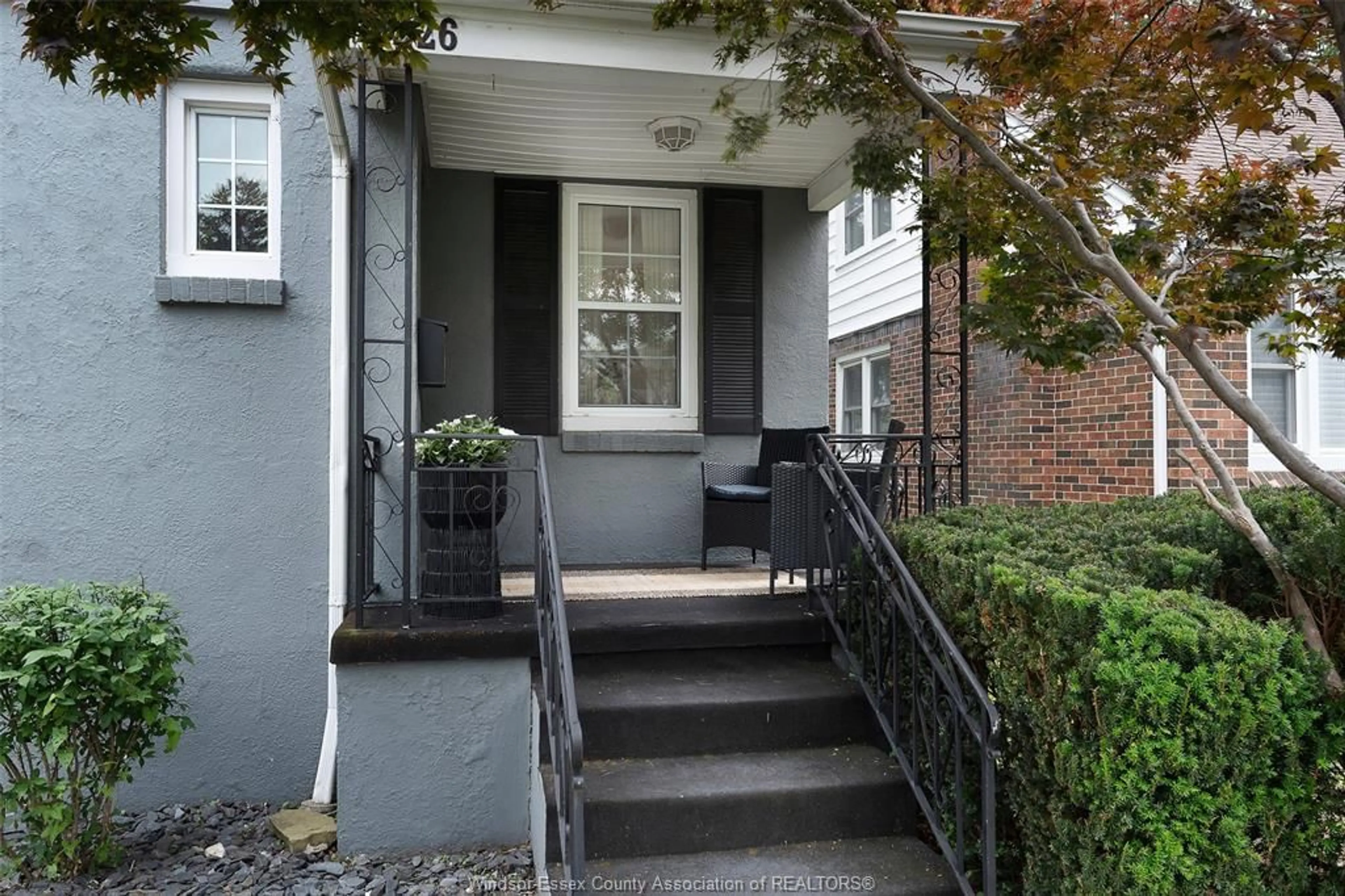 Unknown for 2326 GLADSTONE Ave, Windsor Ontario N8W 2P1