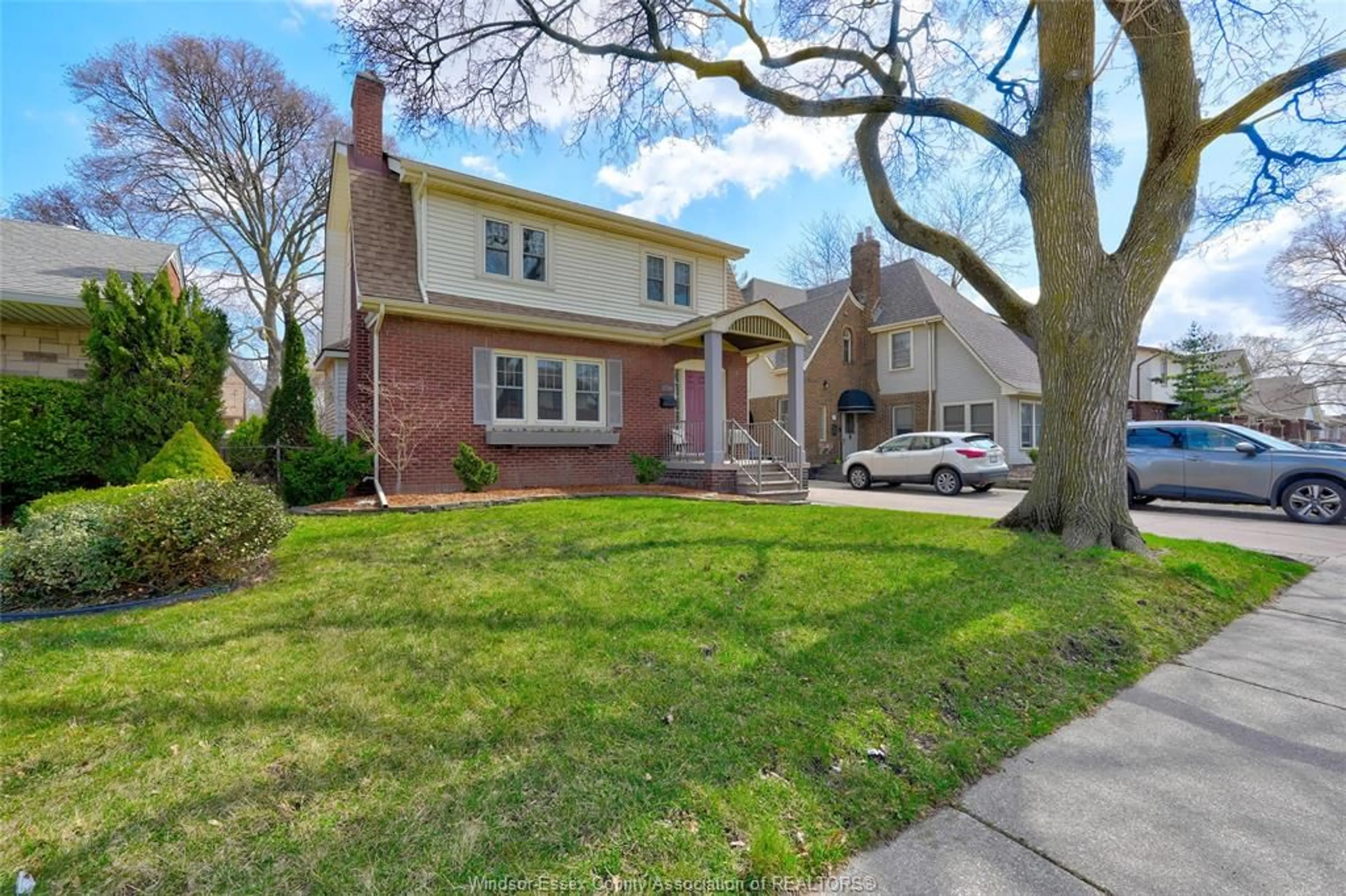 Unknown for 2146 WINDERMERE, Windsor Ontario N8W 2S6
