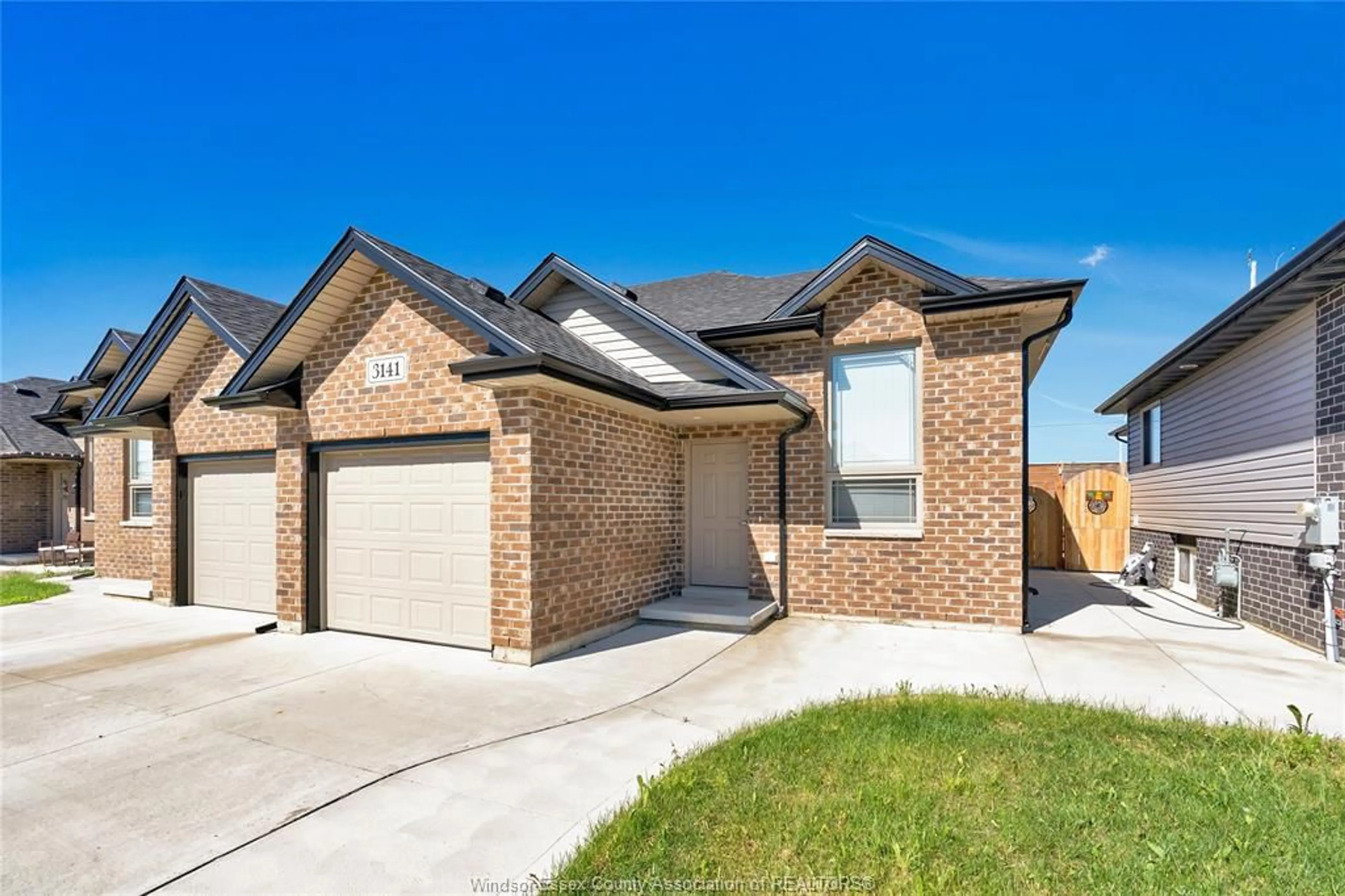 Home with brick exterior material, street for 3141 VIOLA Cres, Windsor Ontario N8N 0A2