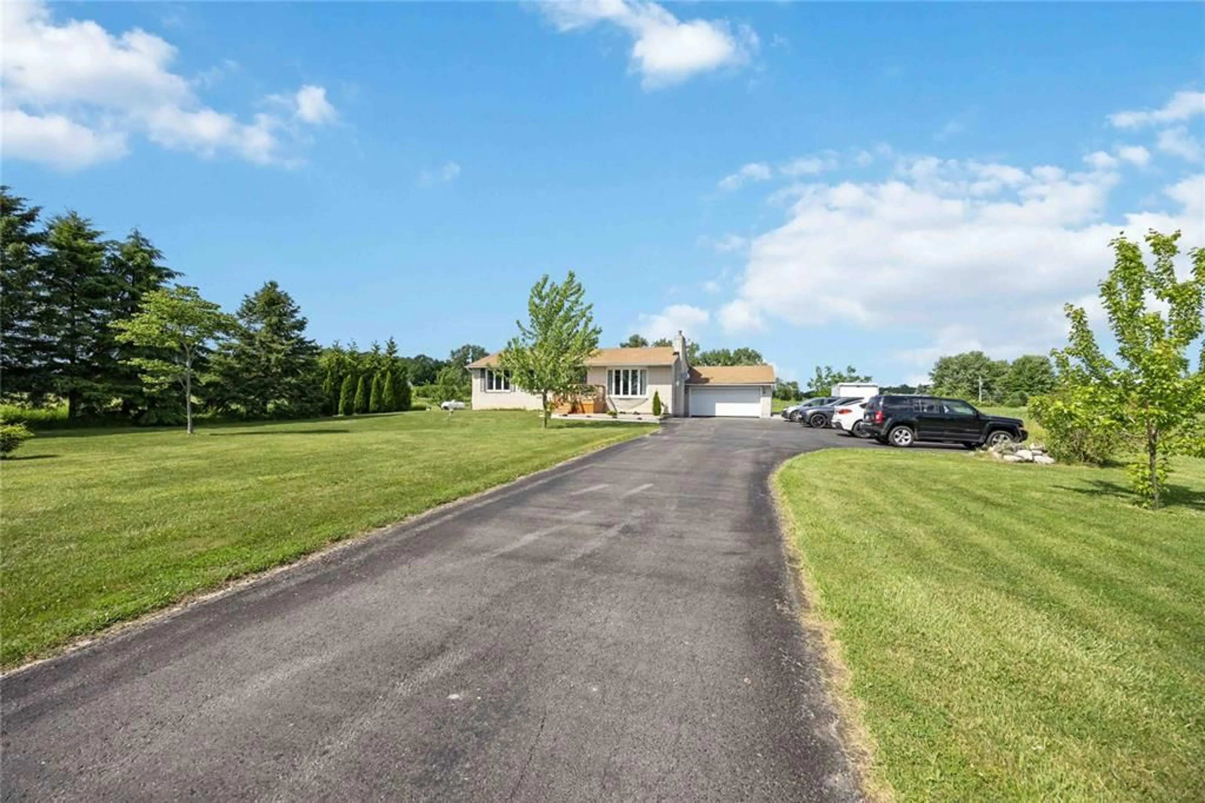 A pic from outside/outdoor area/front of a property/back of a property/a pic from drone, street for 2380 Plank Rd, Petrolia Ontario N0N 1R0