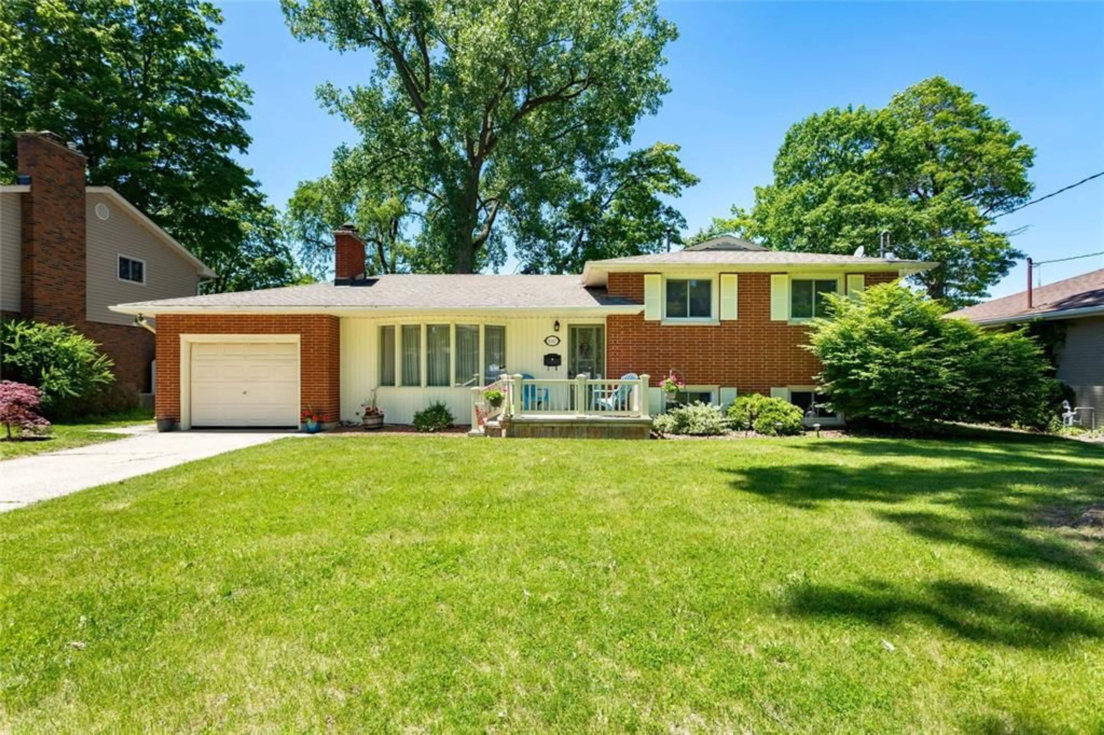 Home with brick exterior material, street for 1067 BEL AIRE Dr, Sarnia Ontario N7S 3H4