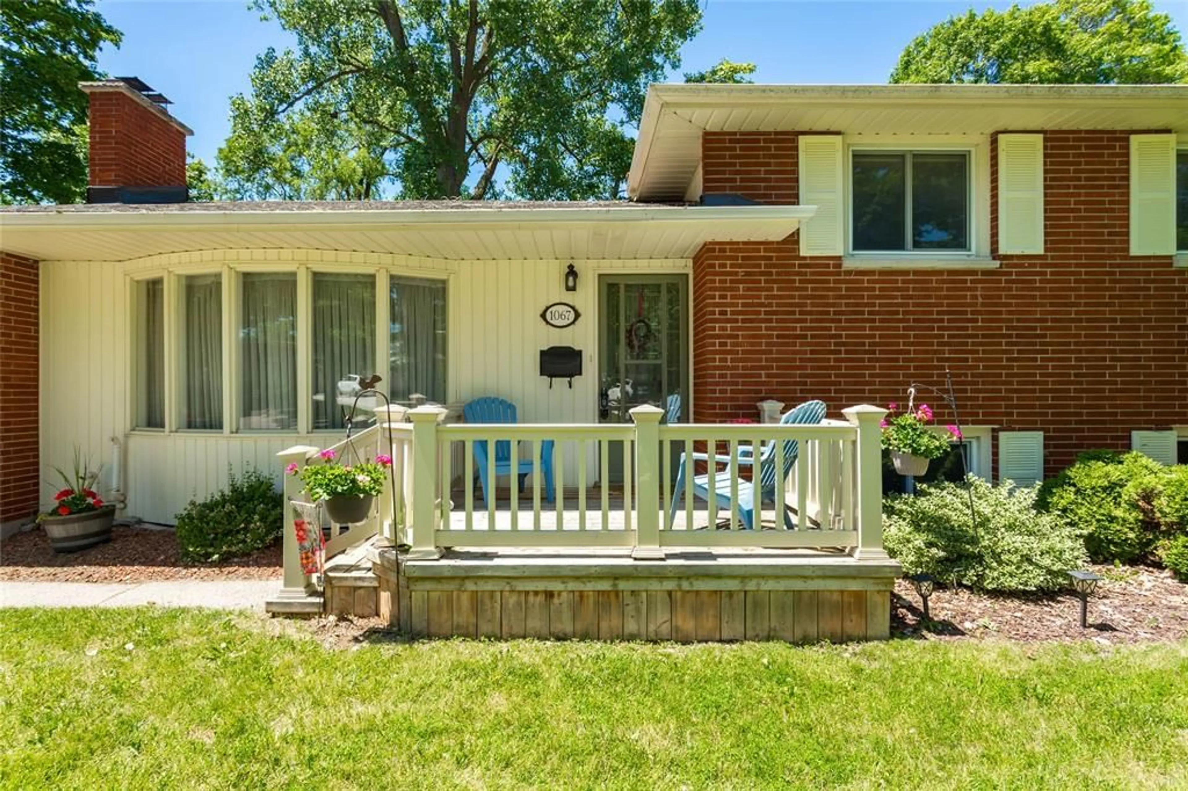 Home with brick exterior material, street for 1067 BEL AIRE Dr, Sarnia Ontario N7S 3H4