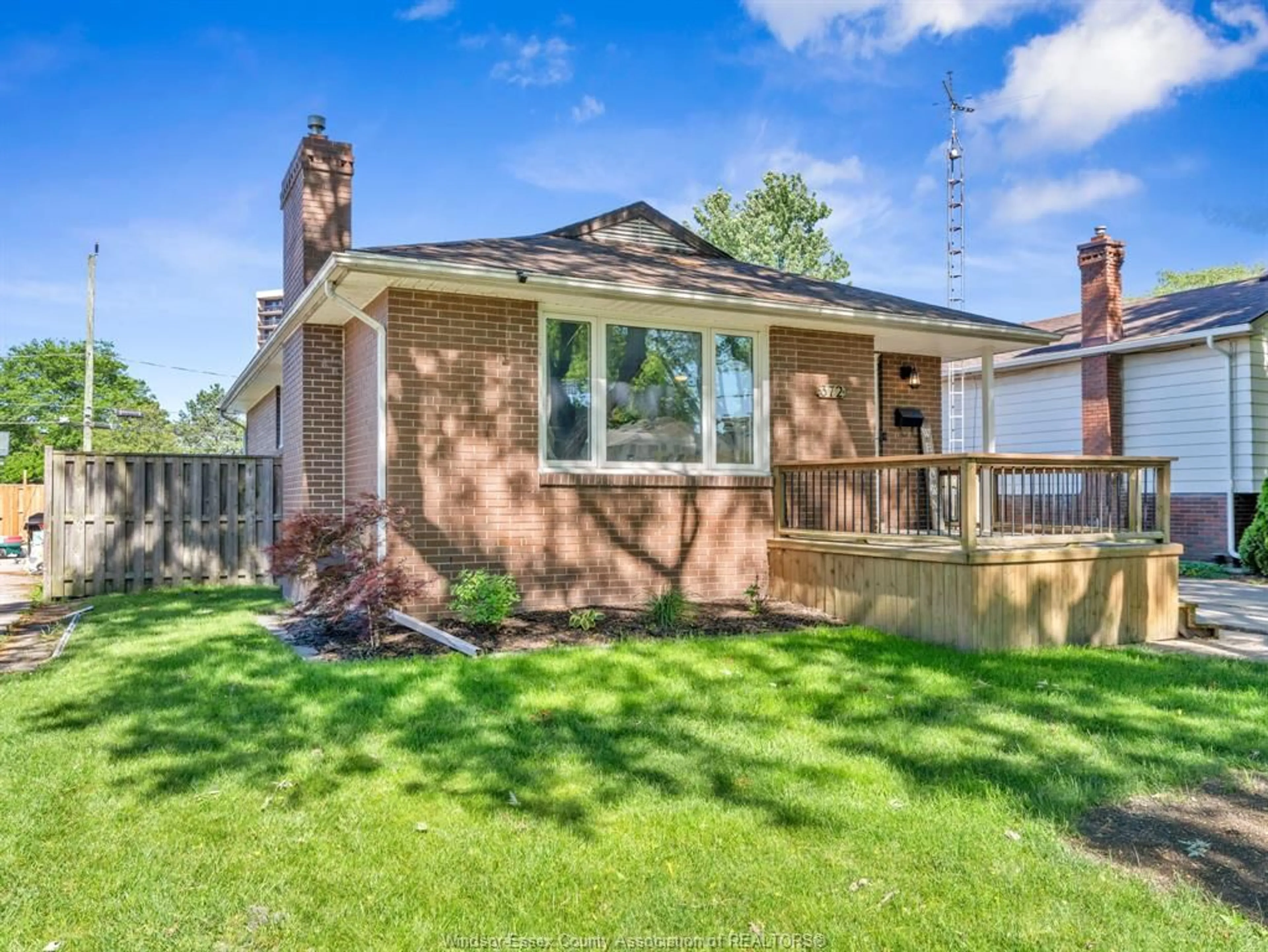 Home with brick exterior material, street for 372 CARLING Cres, Windsor Ontario N8S 3X8