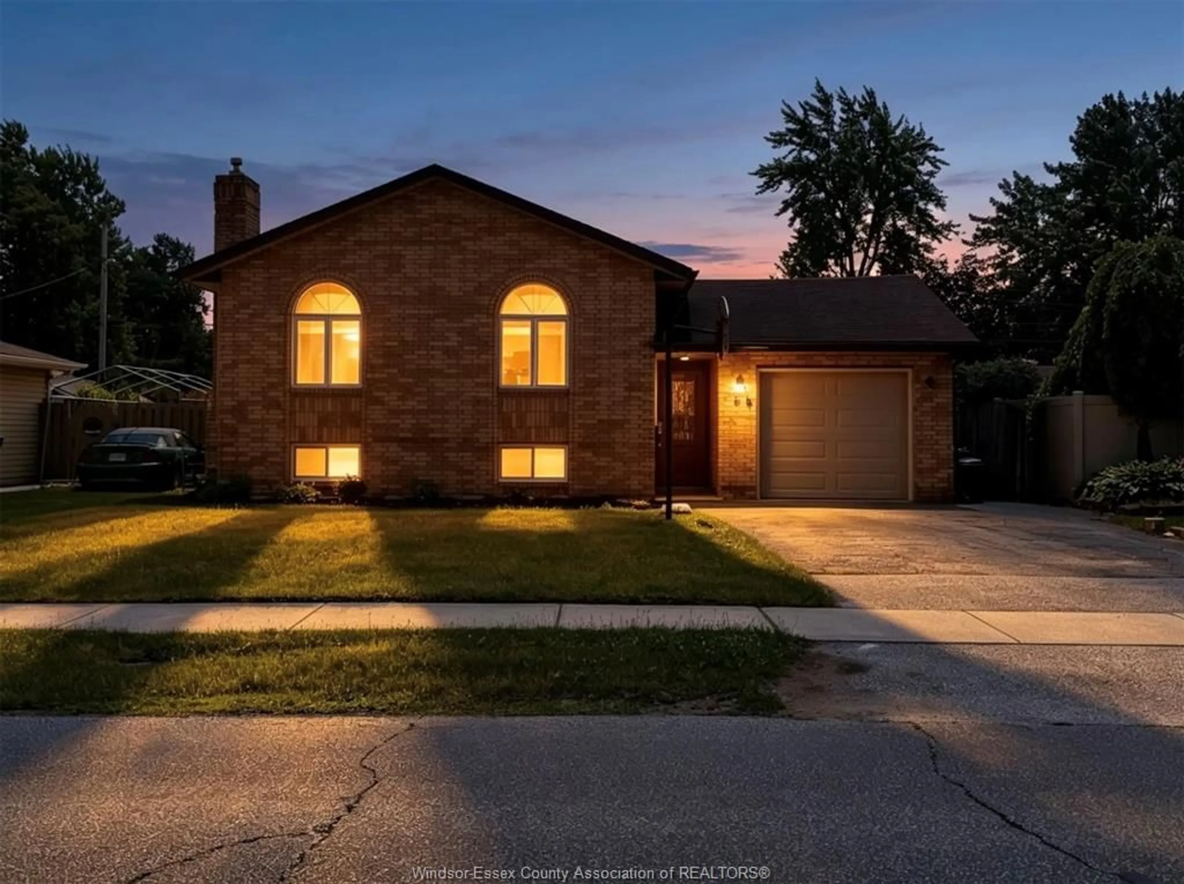 Home with brick exterior material, street for 266 BOUFFARD Rd, LaSalle Ontario N9J 1G1