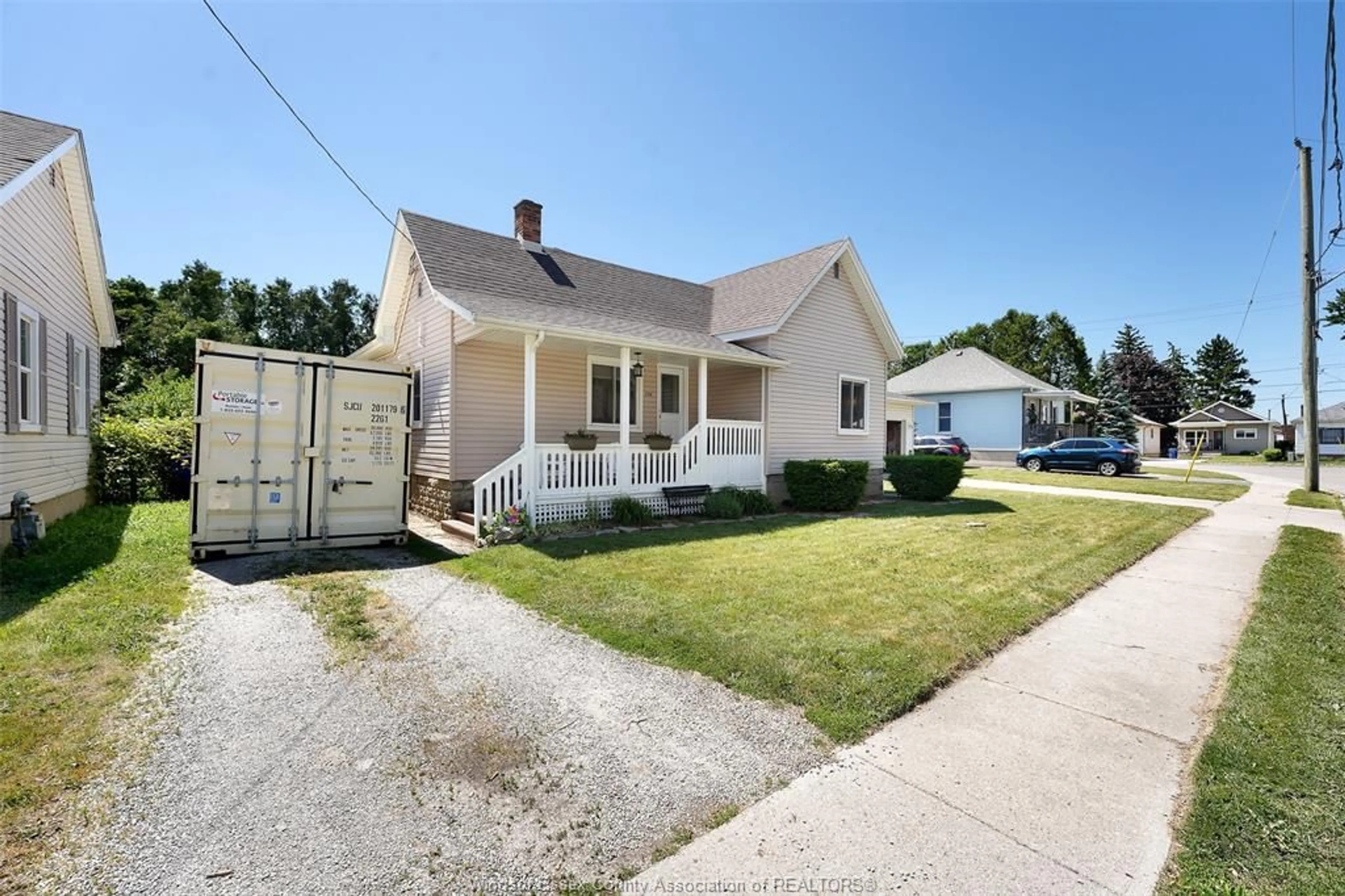 Unknown for 208 Patteson Ave, Chatham Ontario N7M 1V1