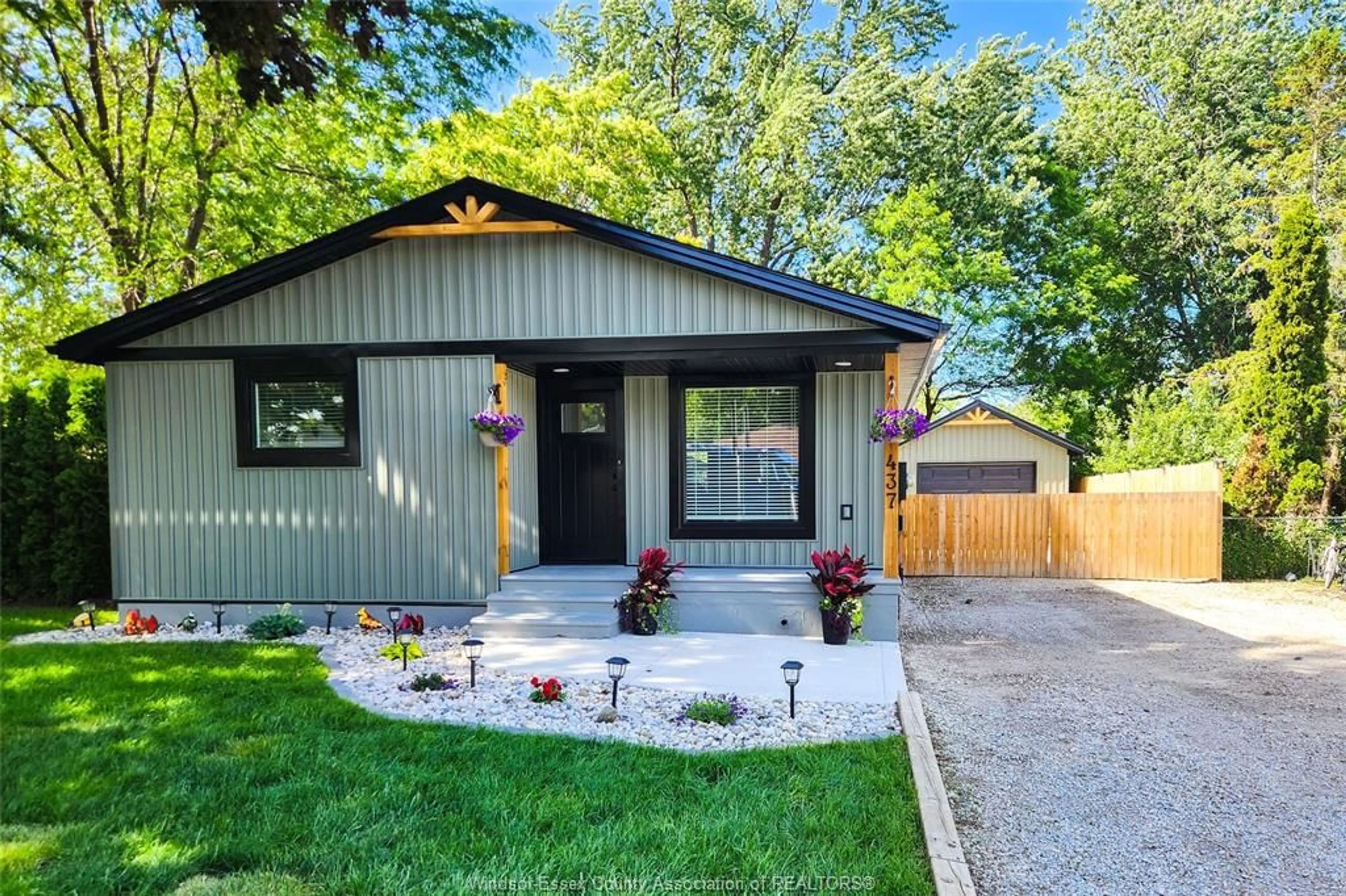 Home with vinyl exterior material, street for 437 ST. LOUIS, Belle River Ontario N0R 1A0