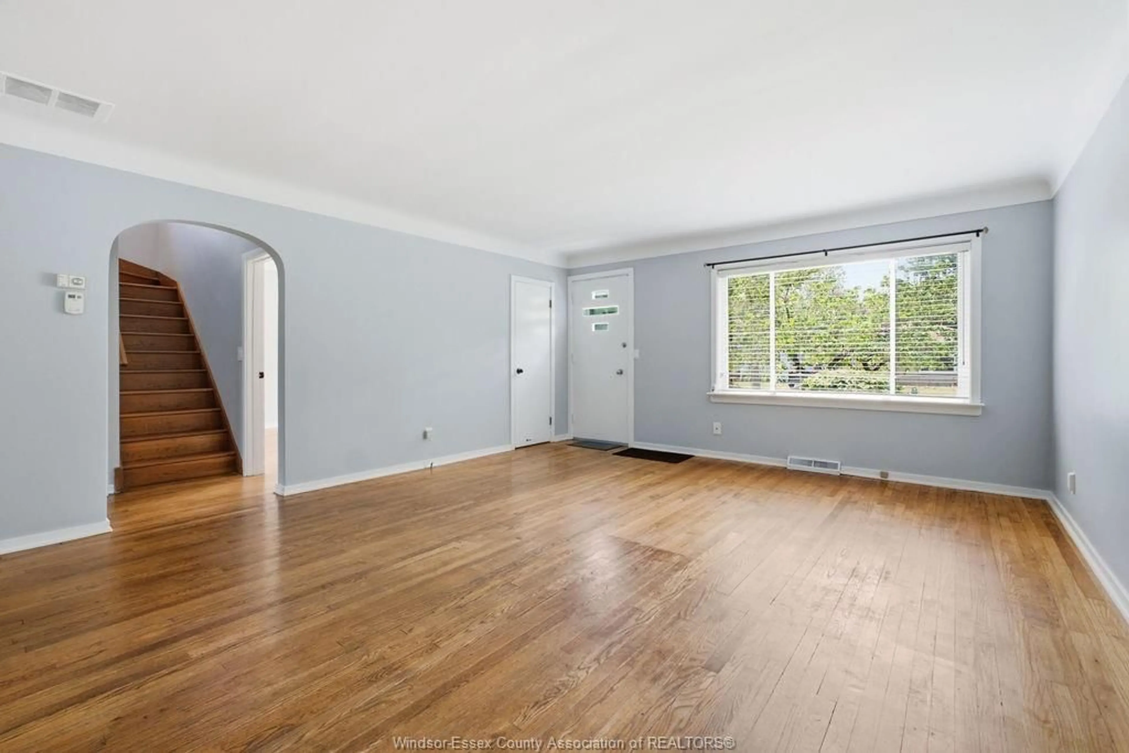 A pic of a room for 2340 AUBIN, Windsor Ontario N8W 4L5