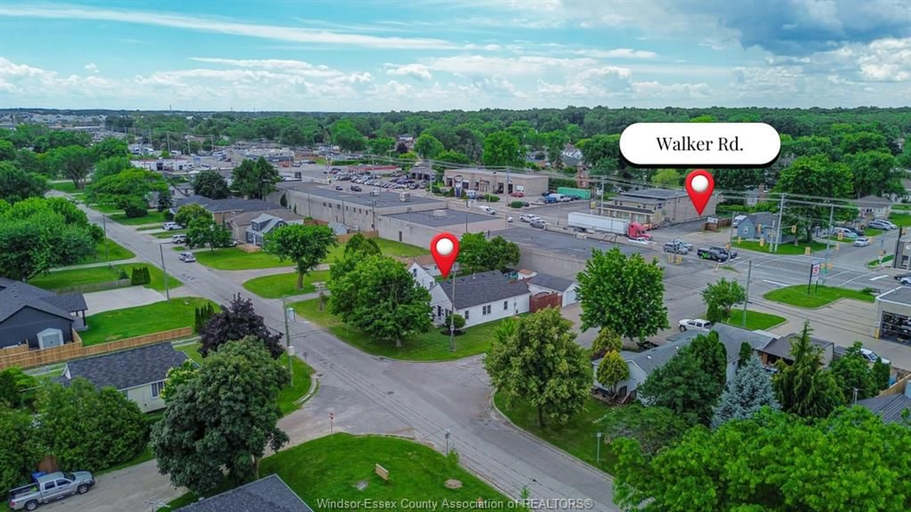 A pic from outside/outdoor area/front of a property/back of a property/a pic from drone, unknown for 3603 RIBERDY, Windsor Ontario N8W 3V9