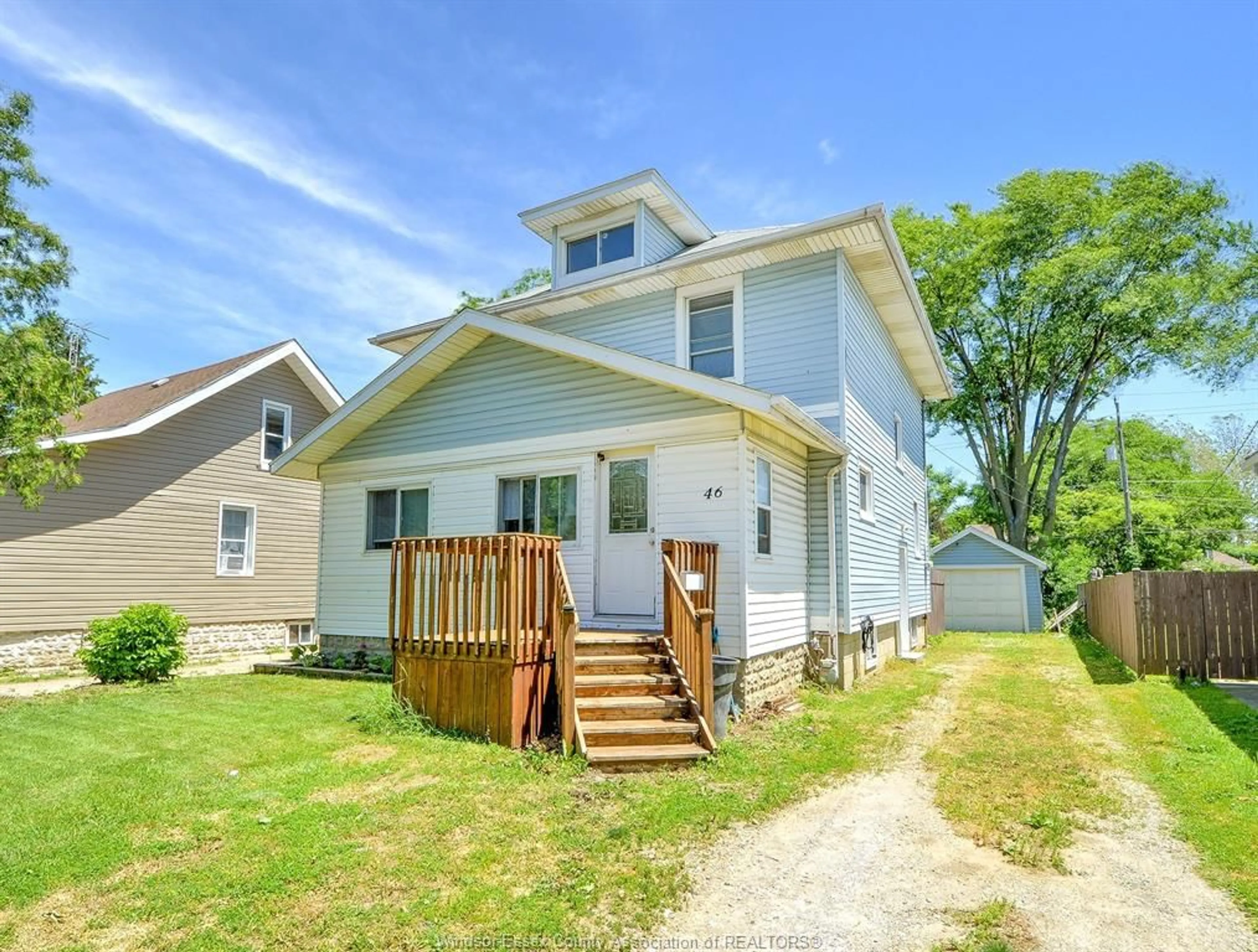 Home with vinyl exterior material, street for 46 CHESTNUT, Leamington Ontario N8H 3K3
