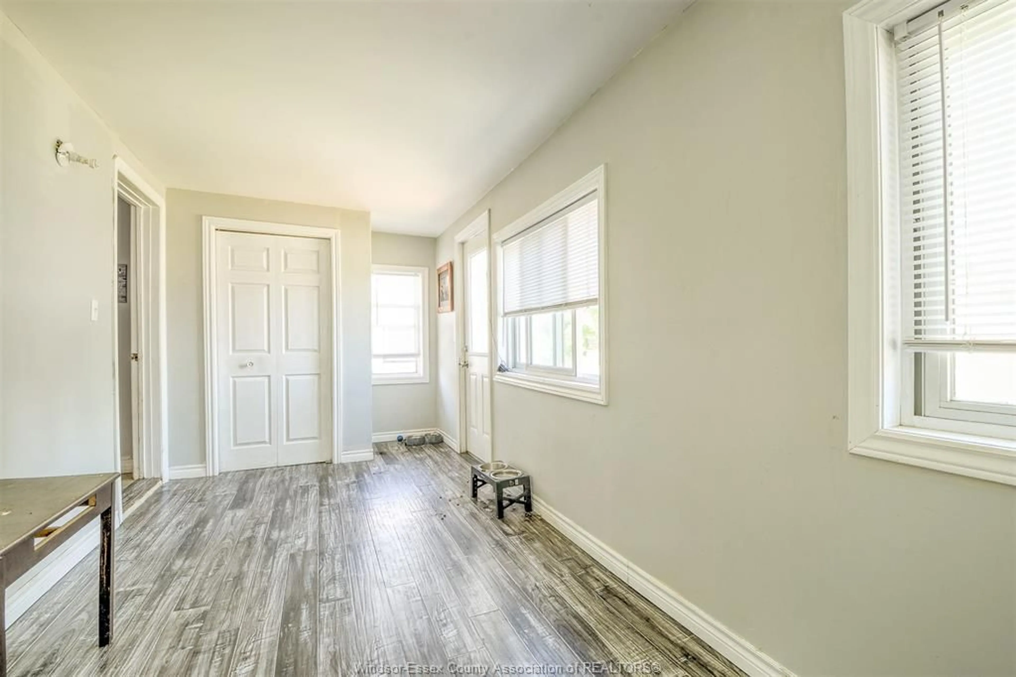 A pic of a room for 46 CHESTNUT, Leamington Ontario N8H 3K3