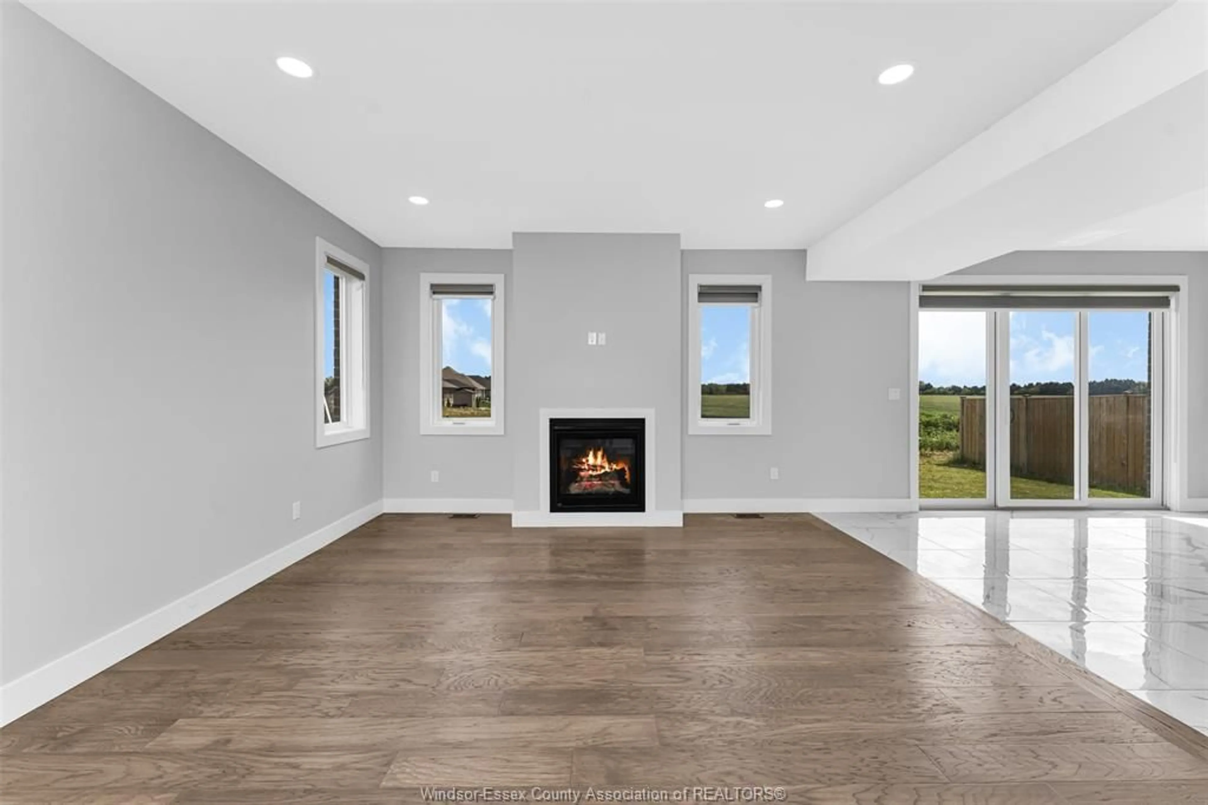 A pic of a room for 811 KEIL Dr, Chatham Ontario N7M 0T4