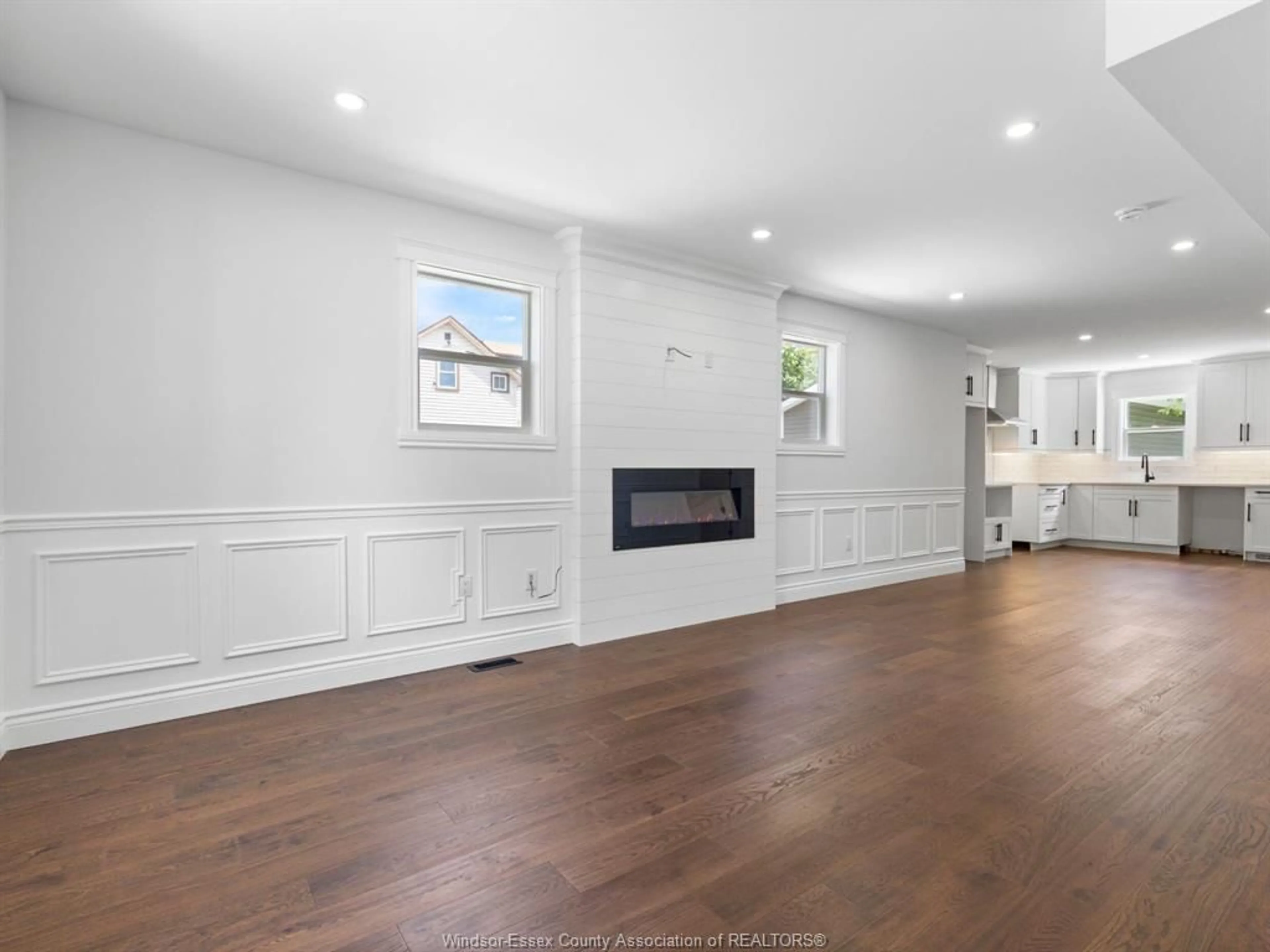 A pic of a room for 42 ORANGE St, Leamington Ontario N8H 1P7