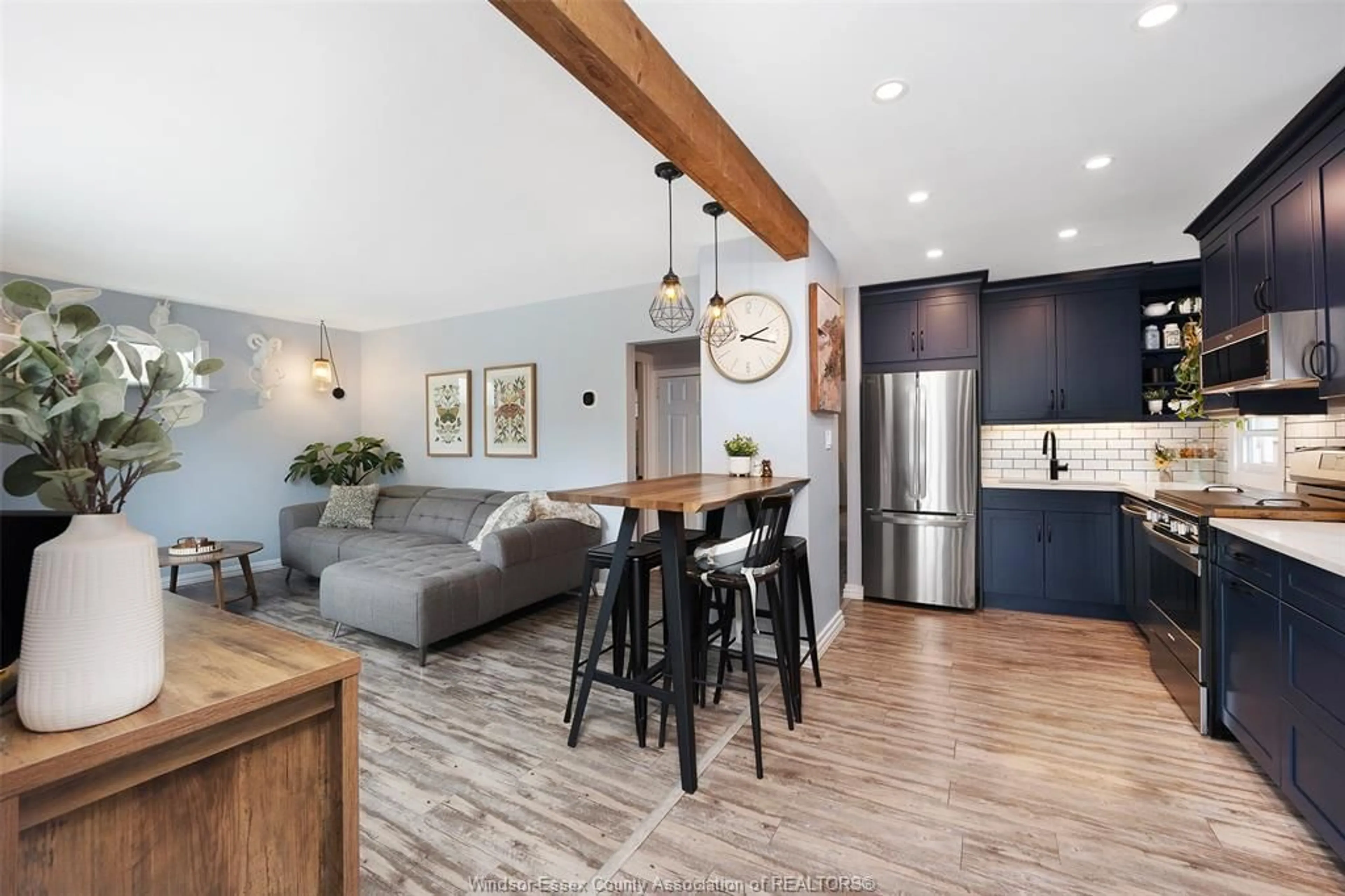 Open concept kitchen, wood/laminate floor for 1431 Albert Rd, Windsor Ontario N8Y 3R1