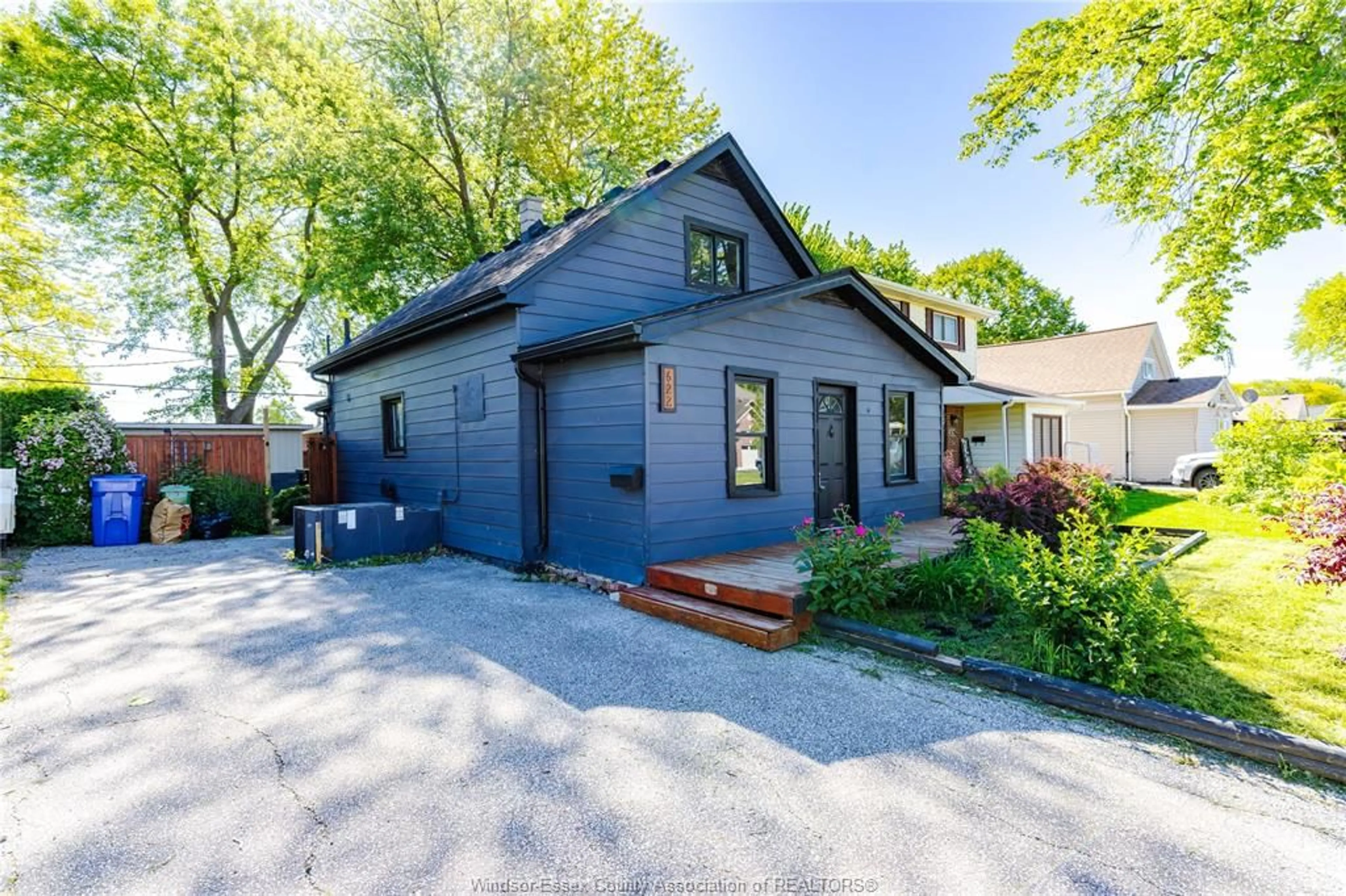Unknown for 622 LABUTE St, Tecumseh Ontario N8N 2B3
