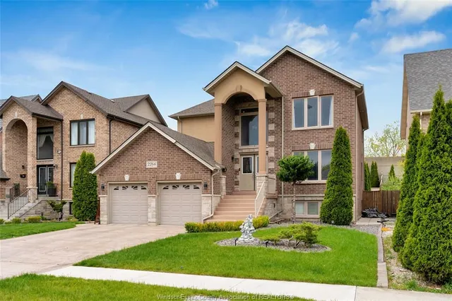 2264 DANDURAND, Windsor 2